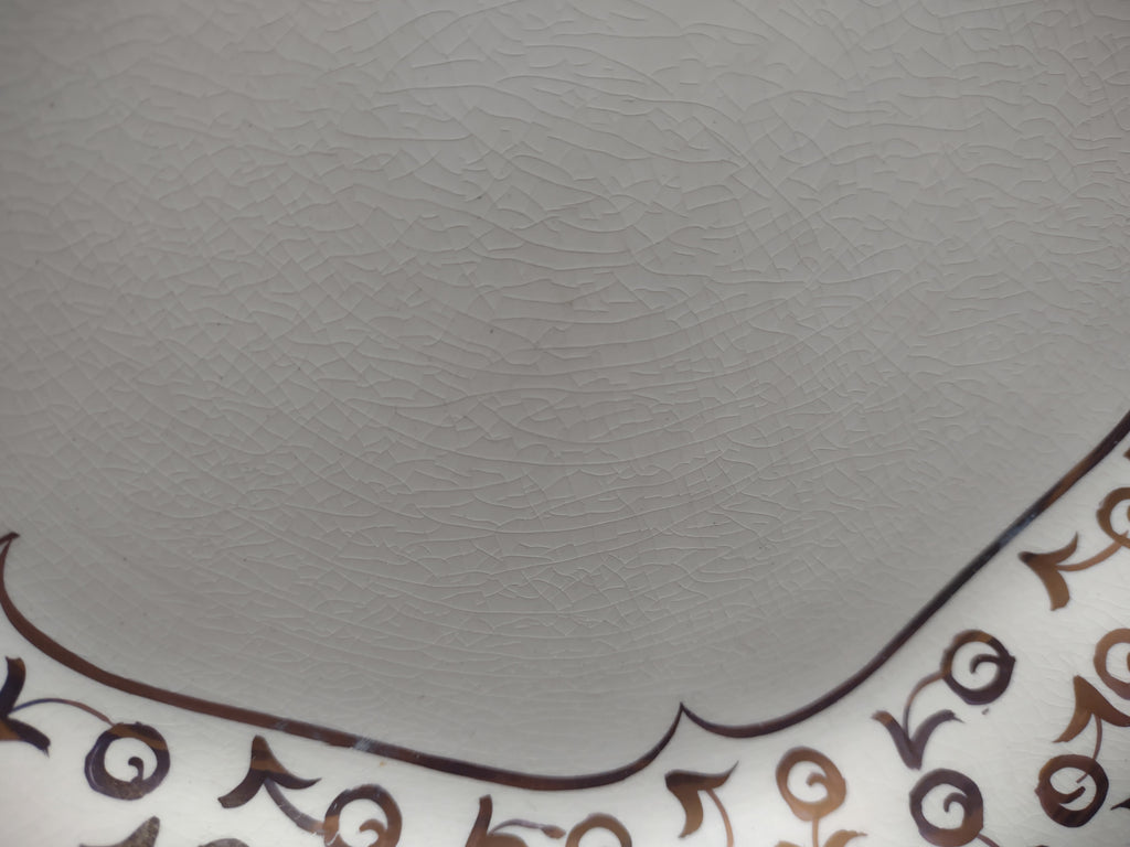 Vintage Wedgwood White Gold Scrollwork Scalloped Bowl Plate England [6050]
