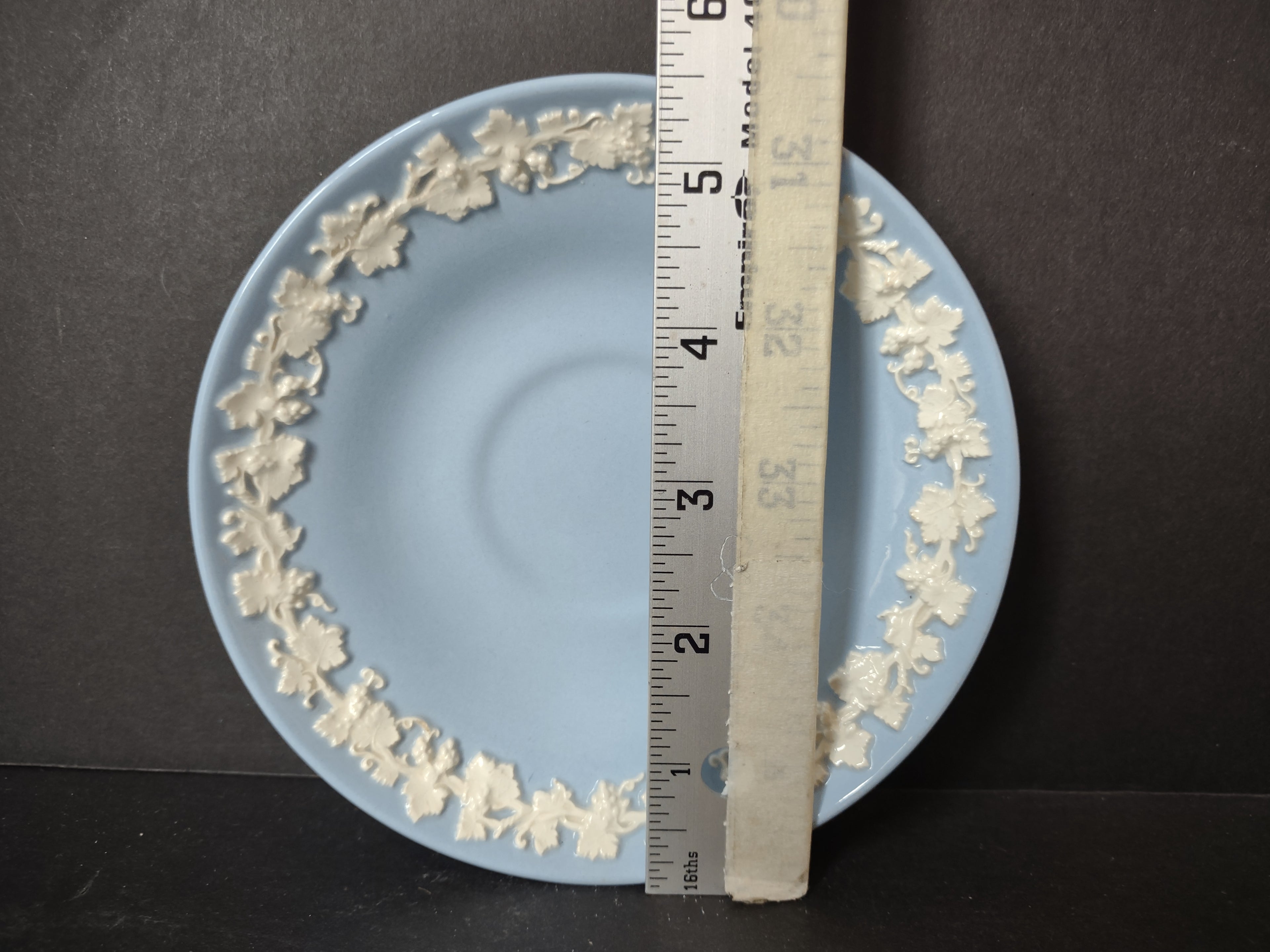 Vintage Wedgwood Embossed Queensware Blue Cream Grapevine Saucer Etruria [6074]
