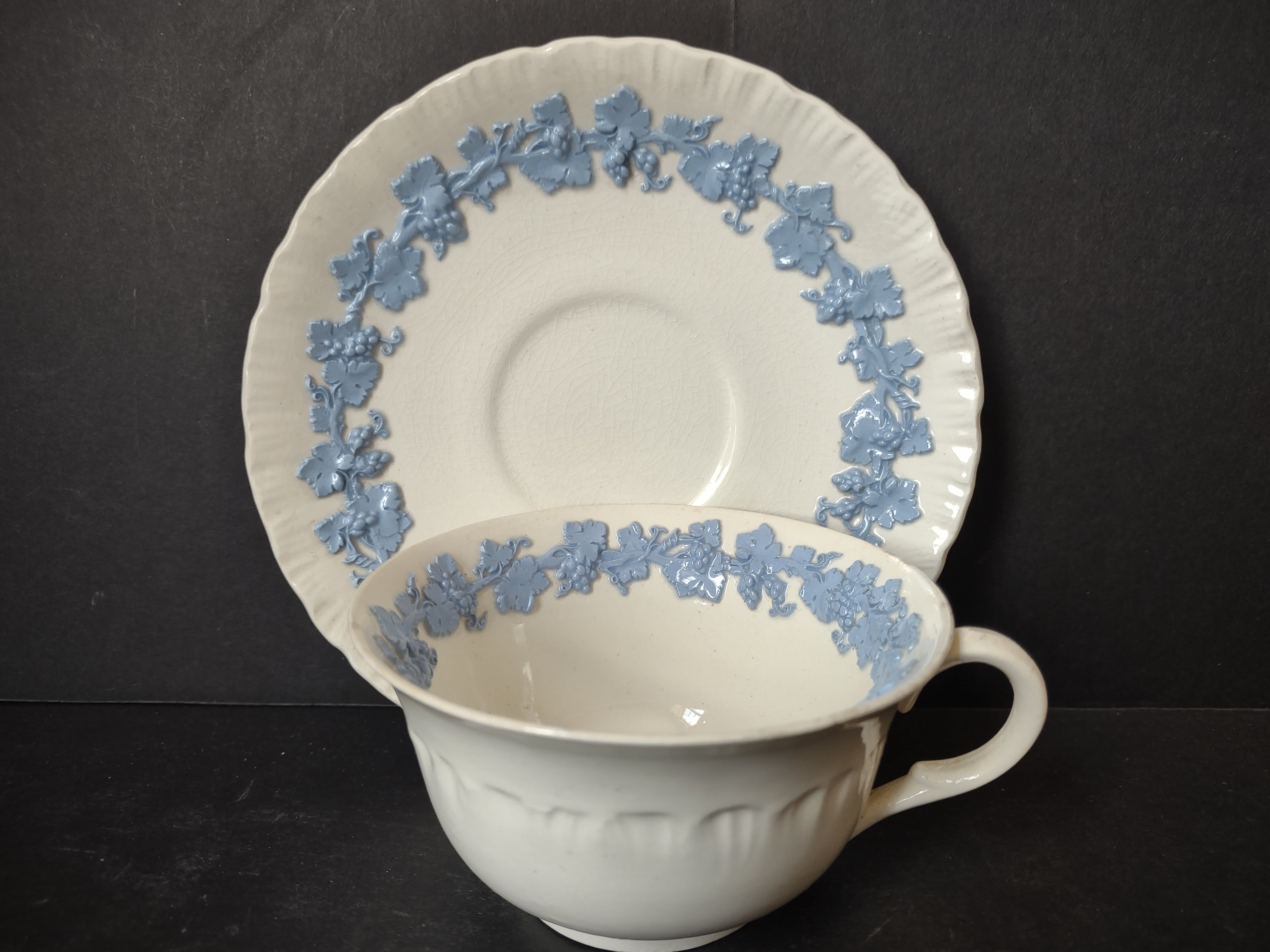 Vintage Wedgwood Embossed Queensware Cream Blue Cup Saucer Set No 3500 [6073]