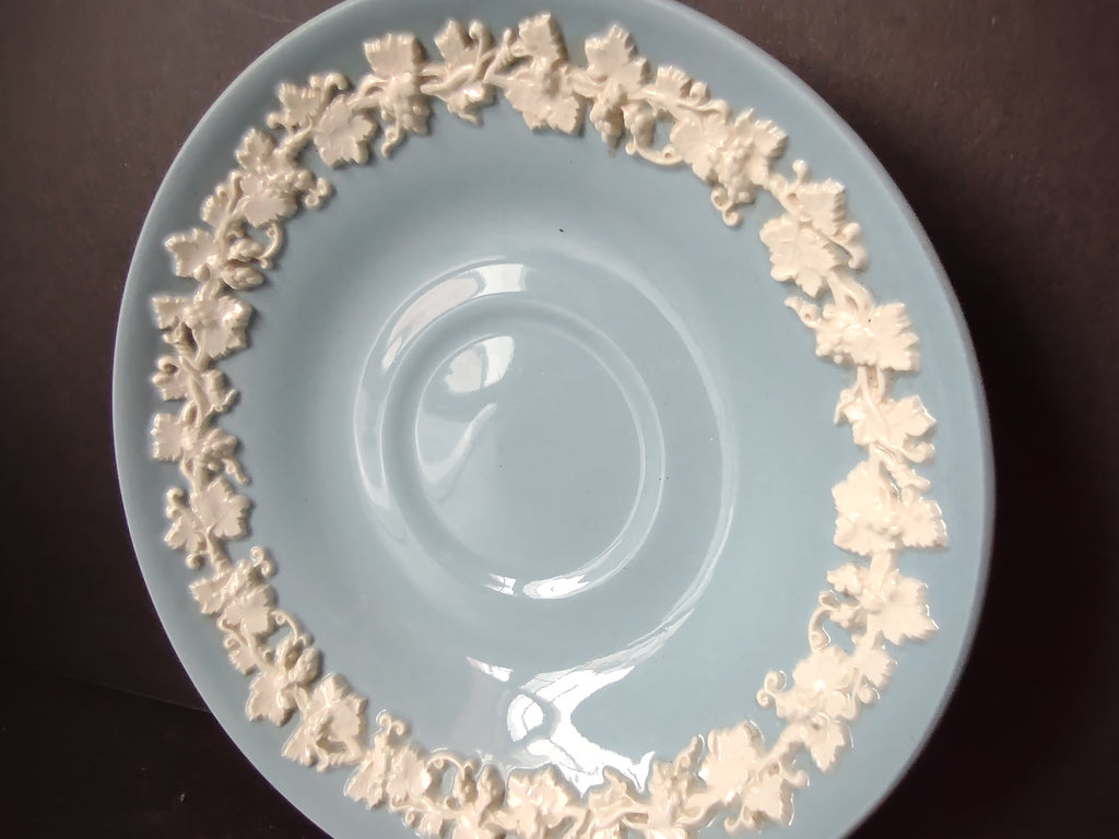 Vintage Wedgwood Embossed Queensware Blue Saucer Grapevine Leaf 6" [6067]