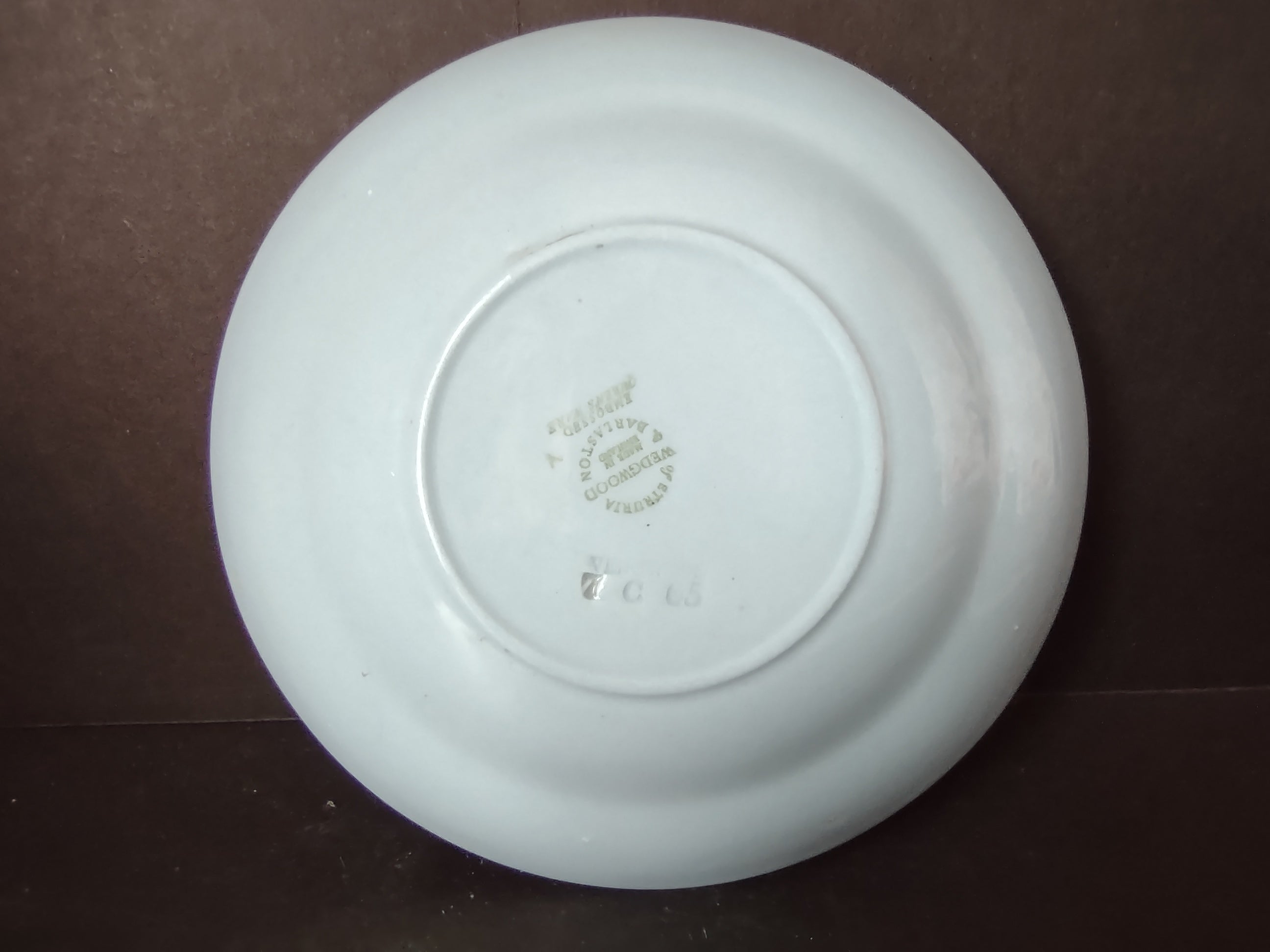 Vintage Wedgwood Embossed Queensware Blue Saucer Grapevine Leaf 6" [6067]