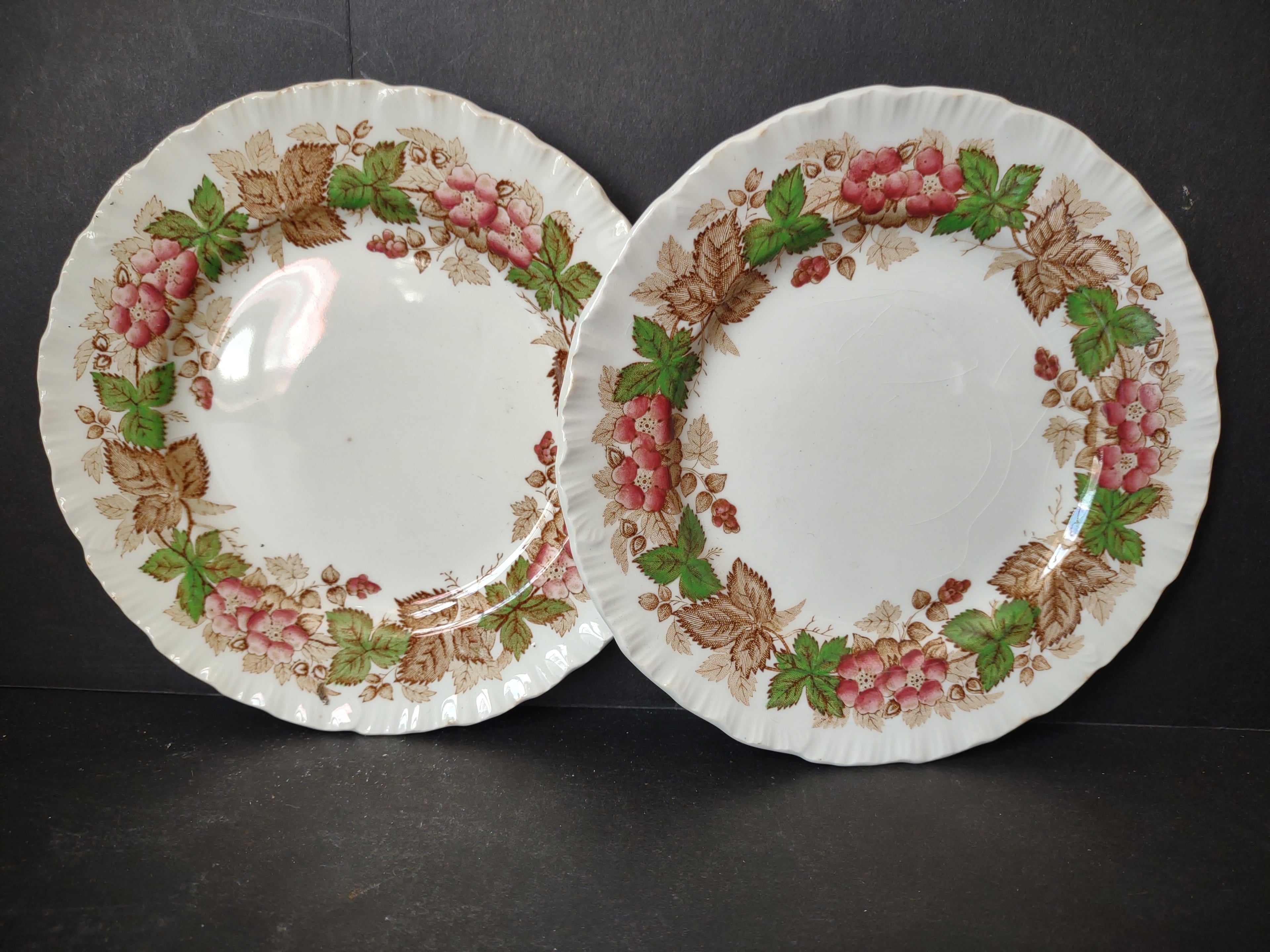 Vintage Wedgwood Wildbriar Pink Floral Small Plates Set of 2 England [6059]