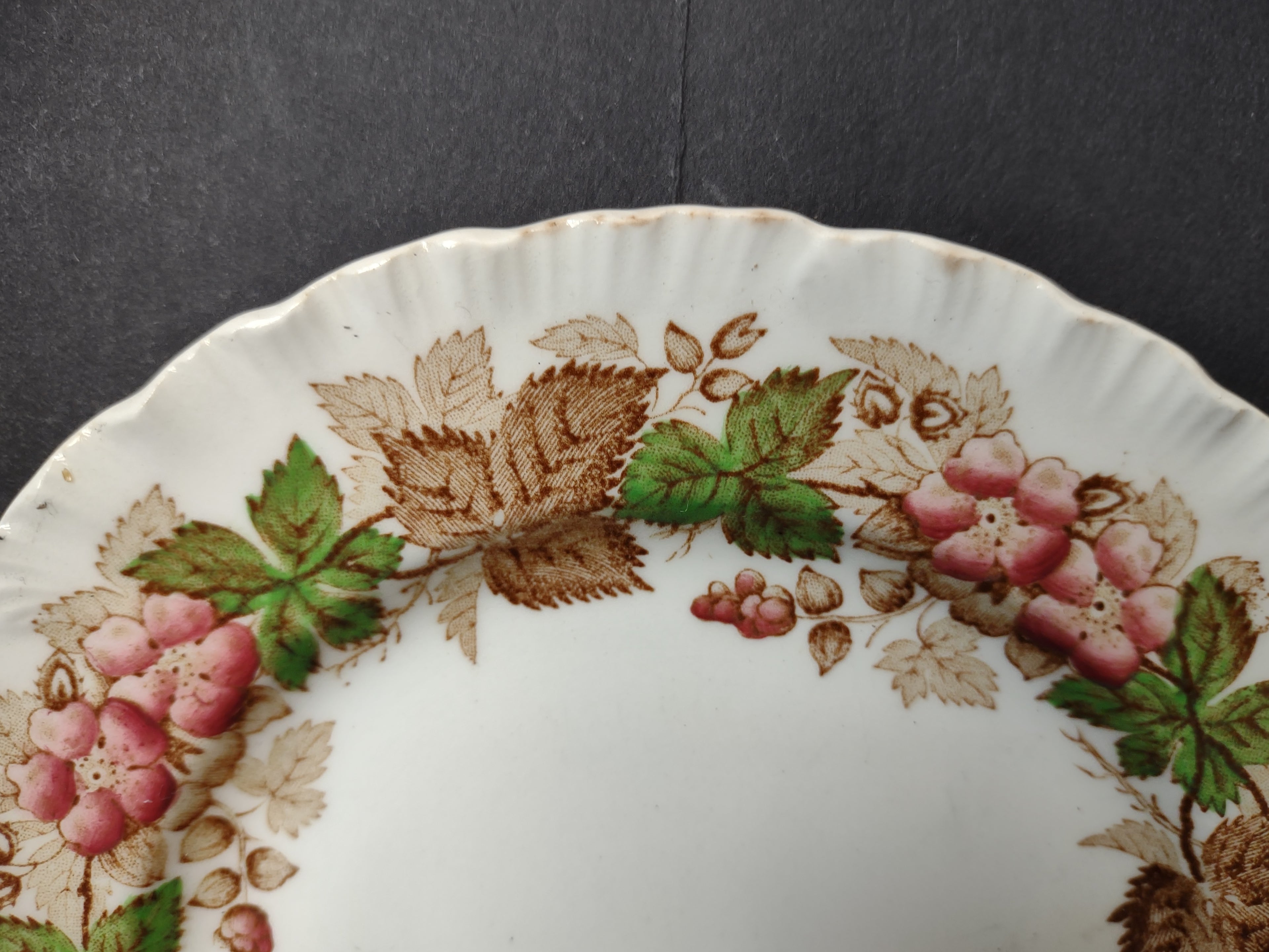 Vintage Wedgwood Wildbriar Pink Floral Small Plates Set of 2 England [6059]