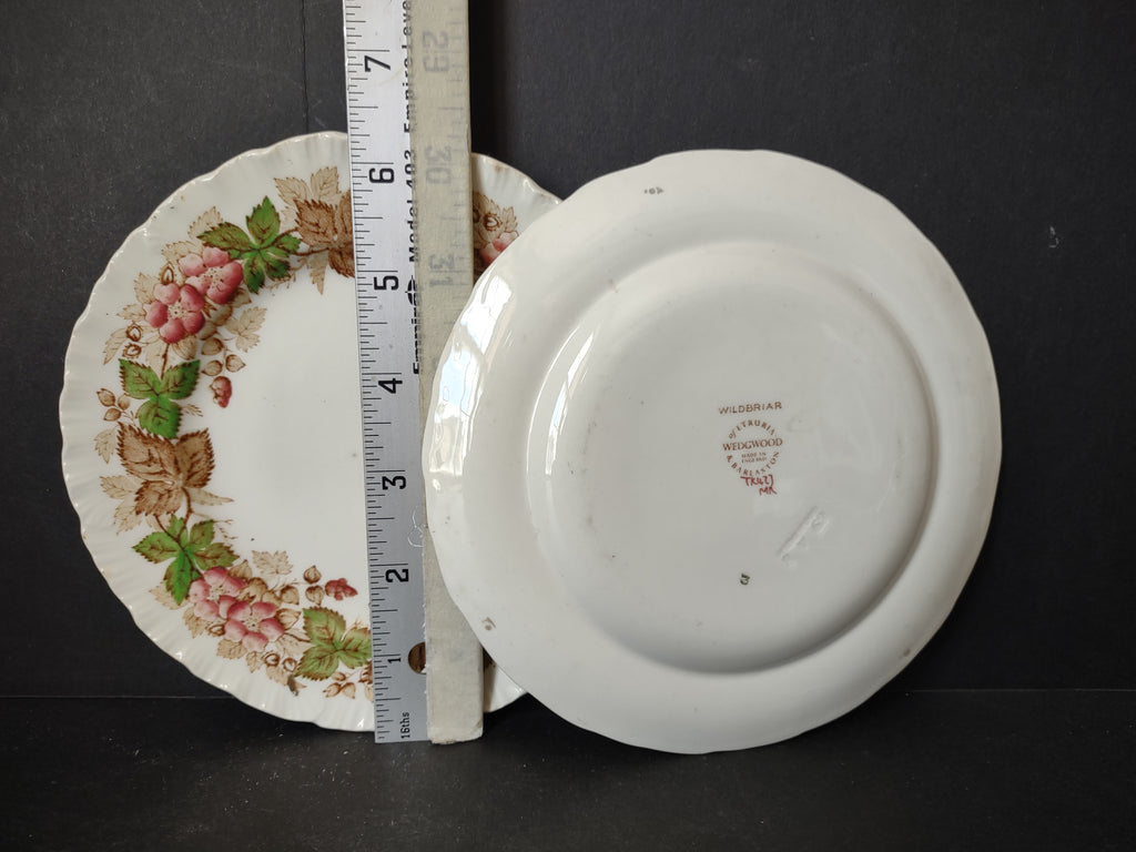 Vintage Wedgwood Wildbriar Pink Floral Small Plates Set of 2 England [6059]