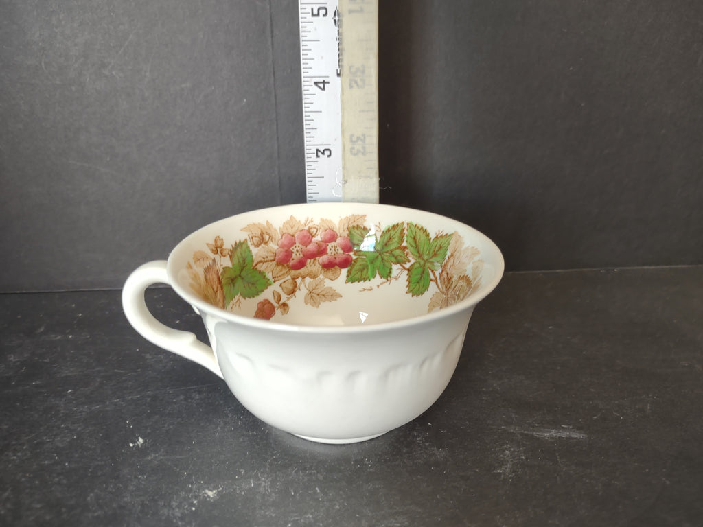 Vintage Wedgwood Wildbriar Teacup Etruria Barlaston England Floral [6061]