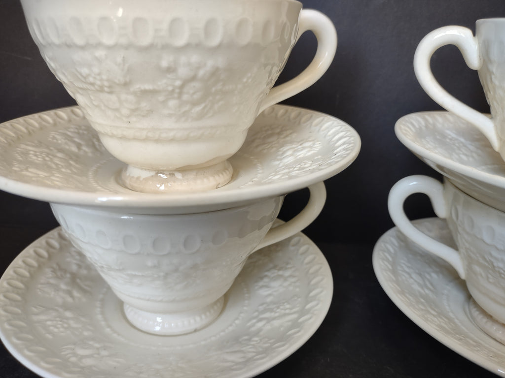 Vintage Wedgwood Patrician White Embossed Footed Cup & Saucer Set of 4 [6106]