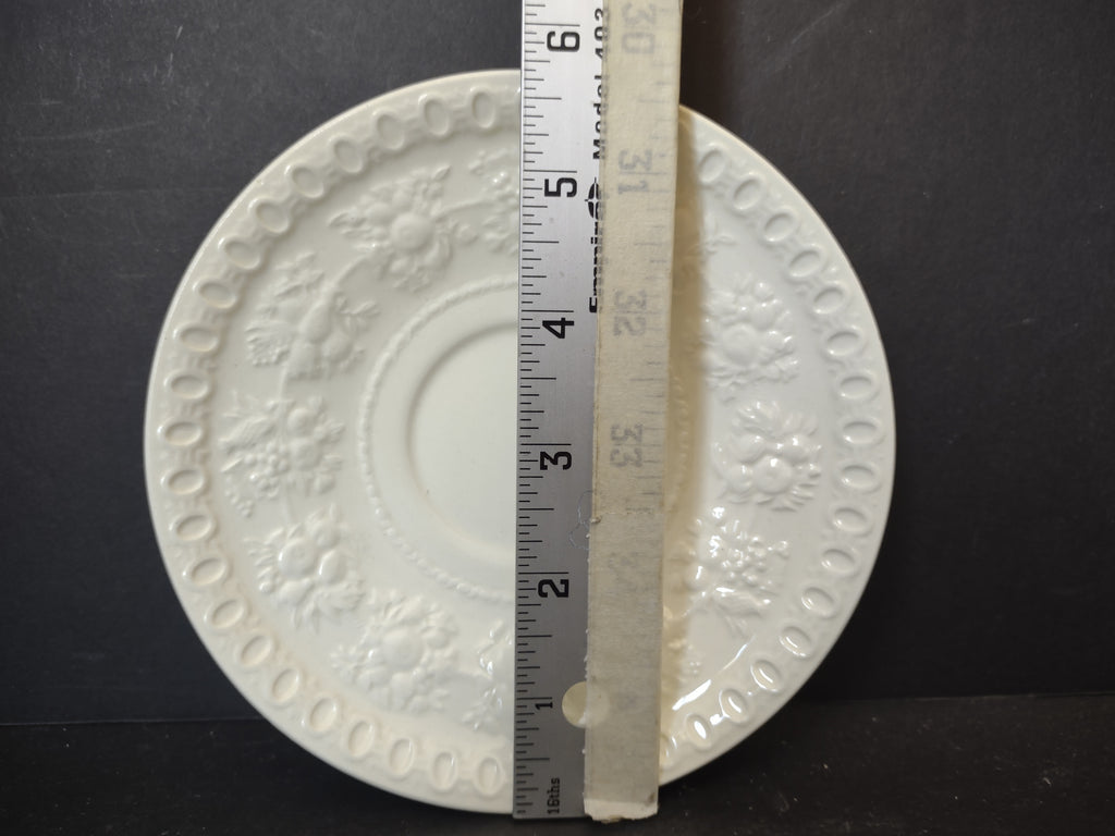 Vintage Wedgwood Wellesley Cream Embossed Saucer Etruria Barlaston [6108]