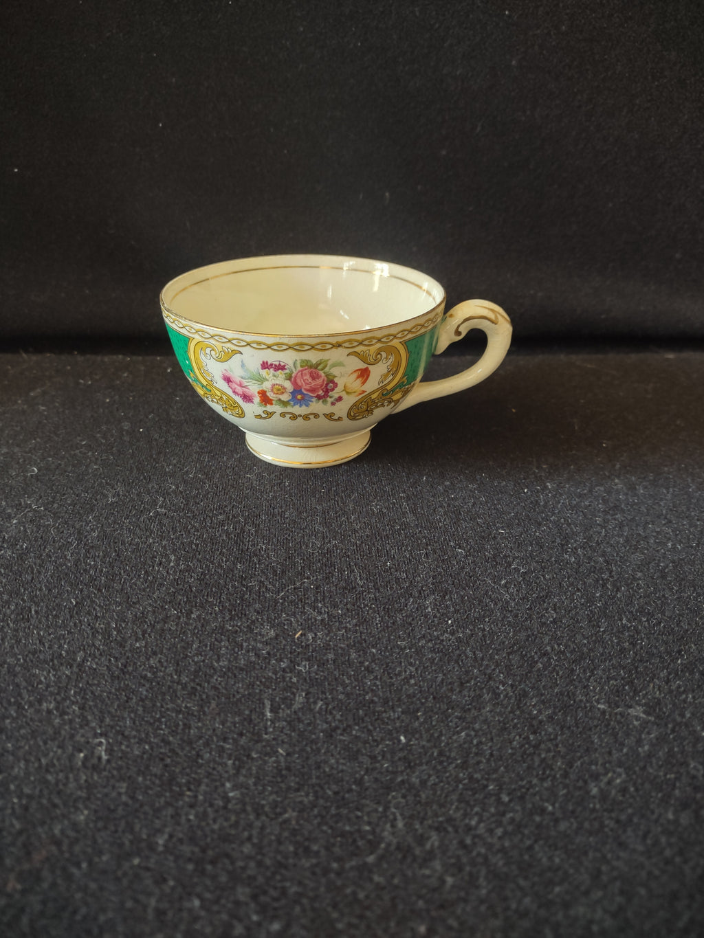 Vintage Myott The Bouquet Green Teacup England [6101]