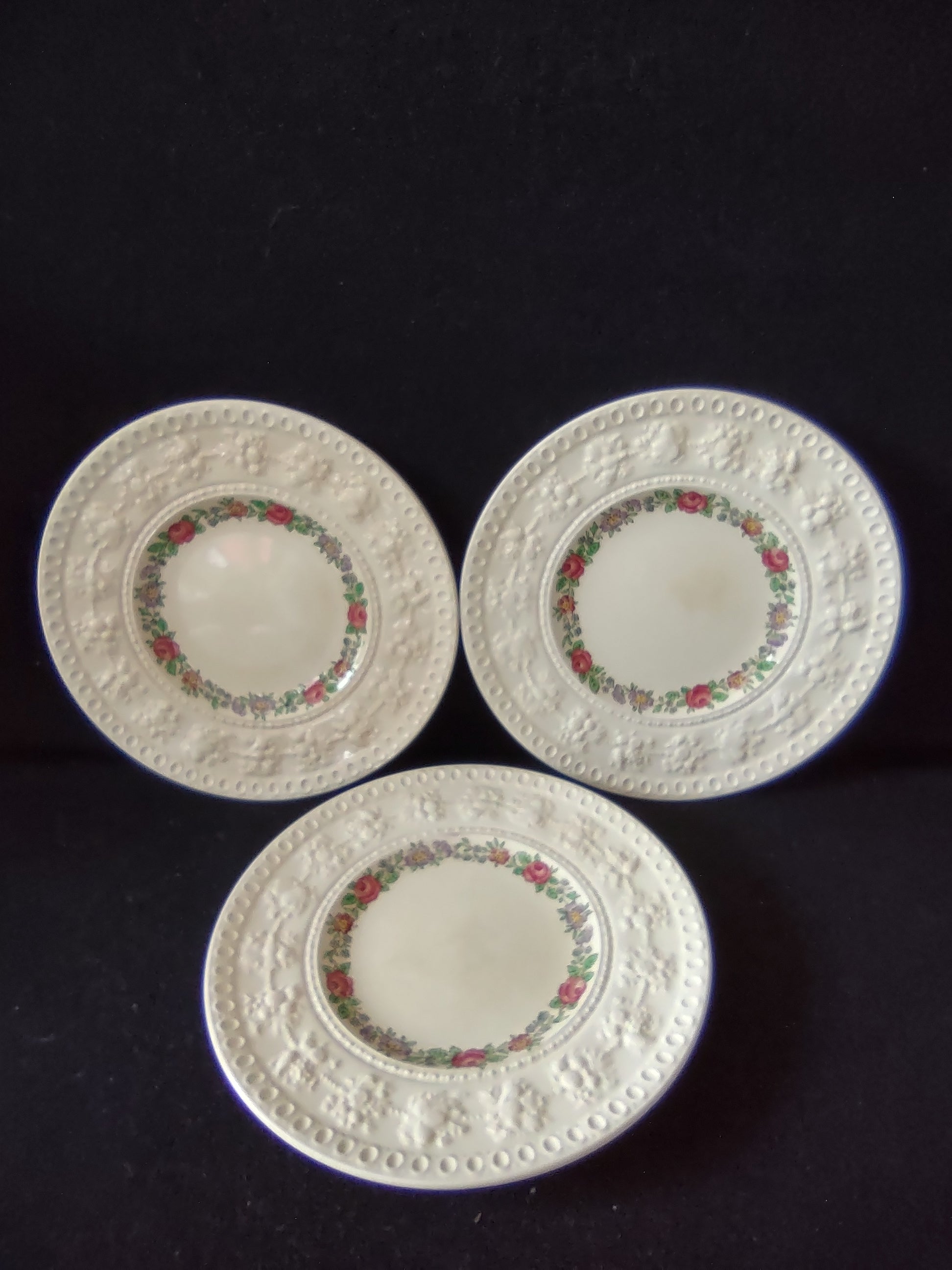 Vintage Wedgwood Balmoral Wellesley Dessert Plates England Set of 3 [6125]