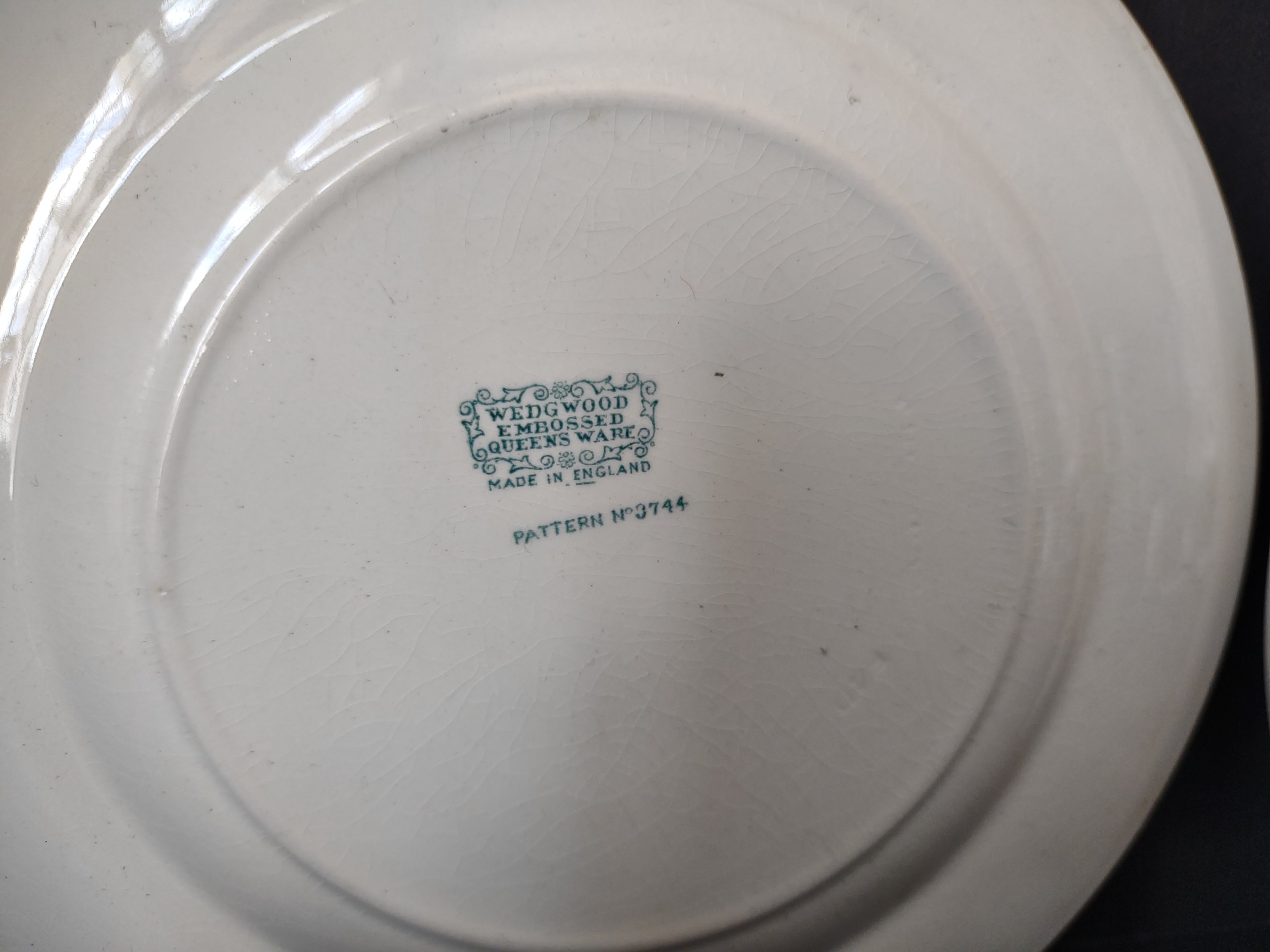 Vintage Wedgwood Embossed Queens Ware Small Plates Pair Crazing [6169]