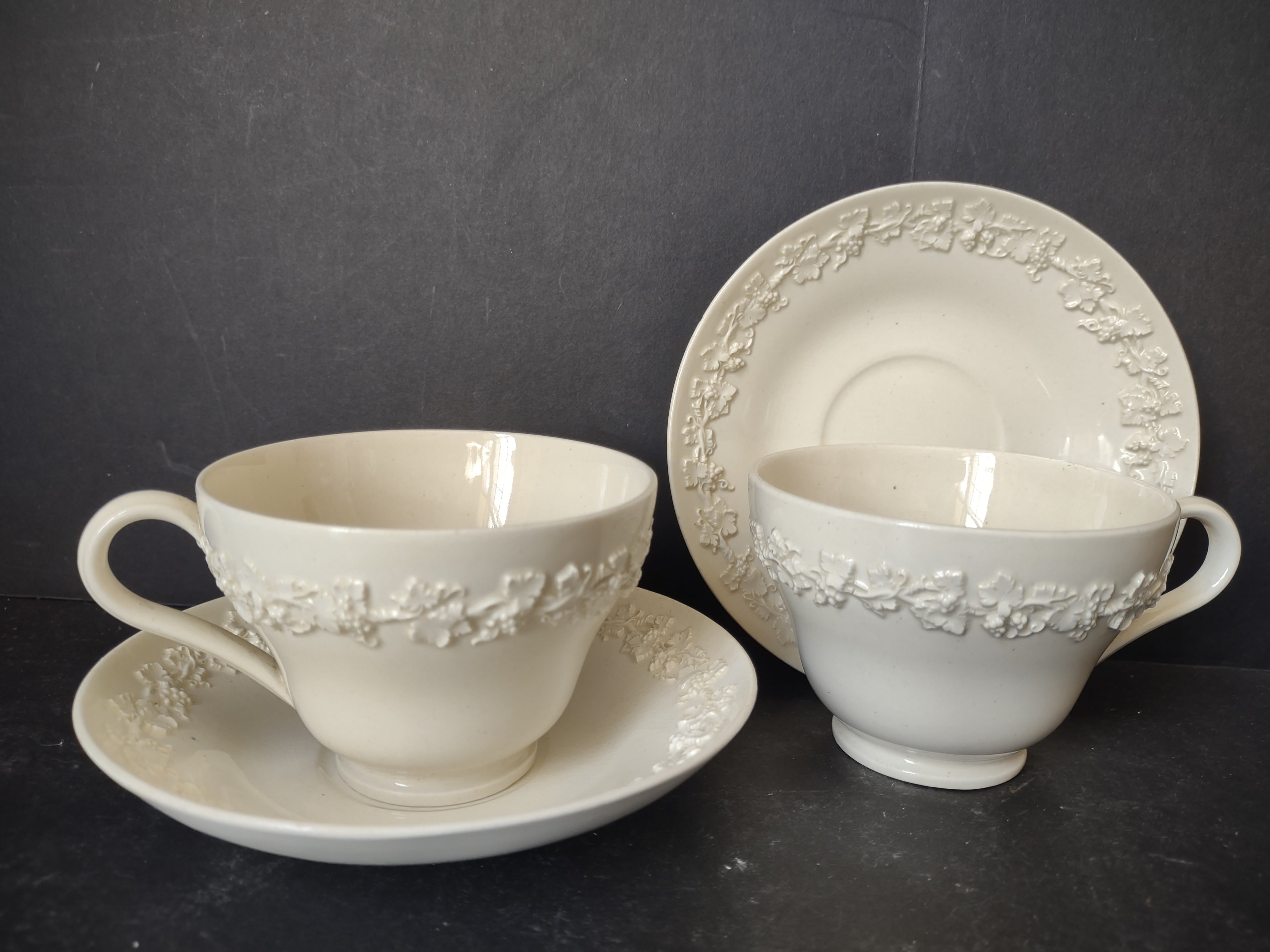 Vintage Wedgwood Etruria England Embossed Grapevine Cup Saucer Set of 2 [6168]