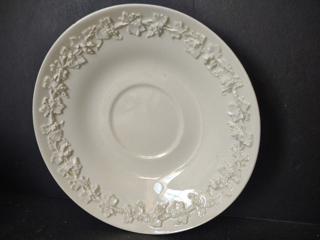 Vintage Wedgwood Etruria England Embossed Grapevine Cup Saucer Set of 2 [6168]