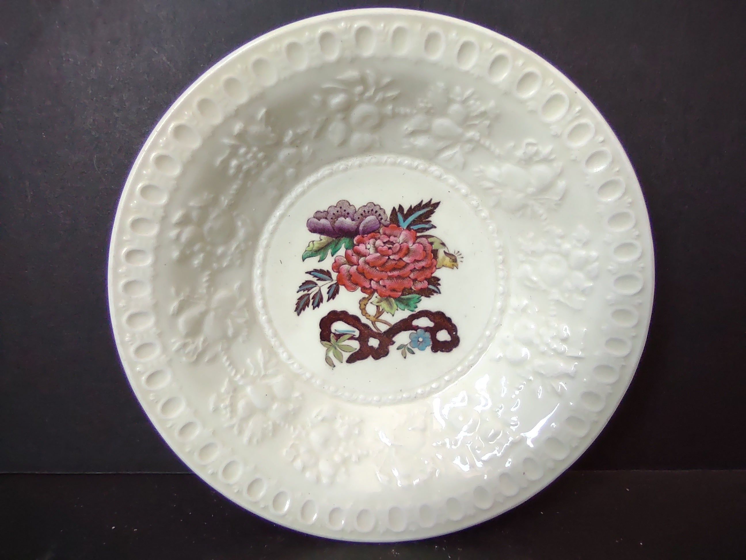 Vintage Wedgwood Bullfinch Wellesley Embossed Floral Small Bowl England [6164]