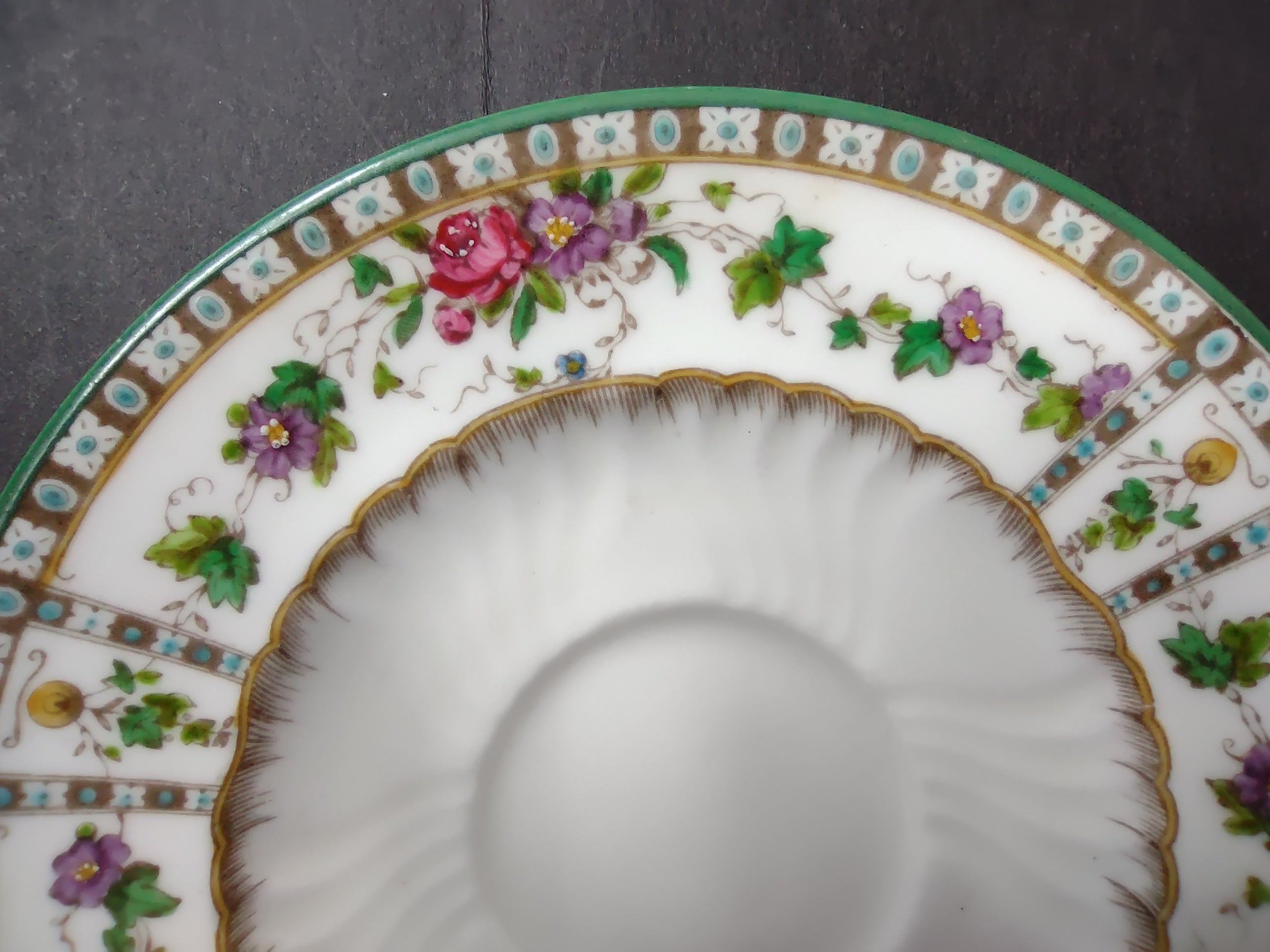 Vintage Floral Cup Saucer Green Border Gold Roses Pansies Ivy [6160]