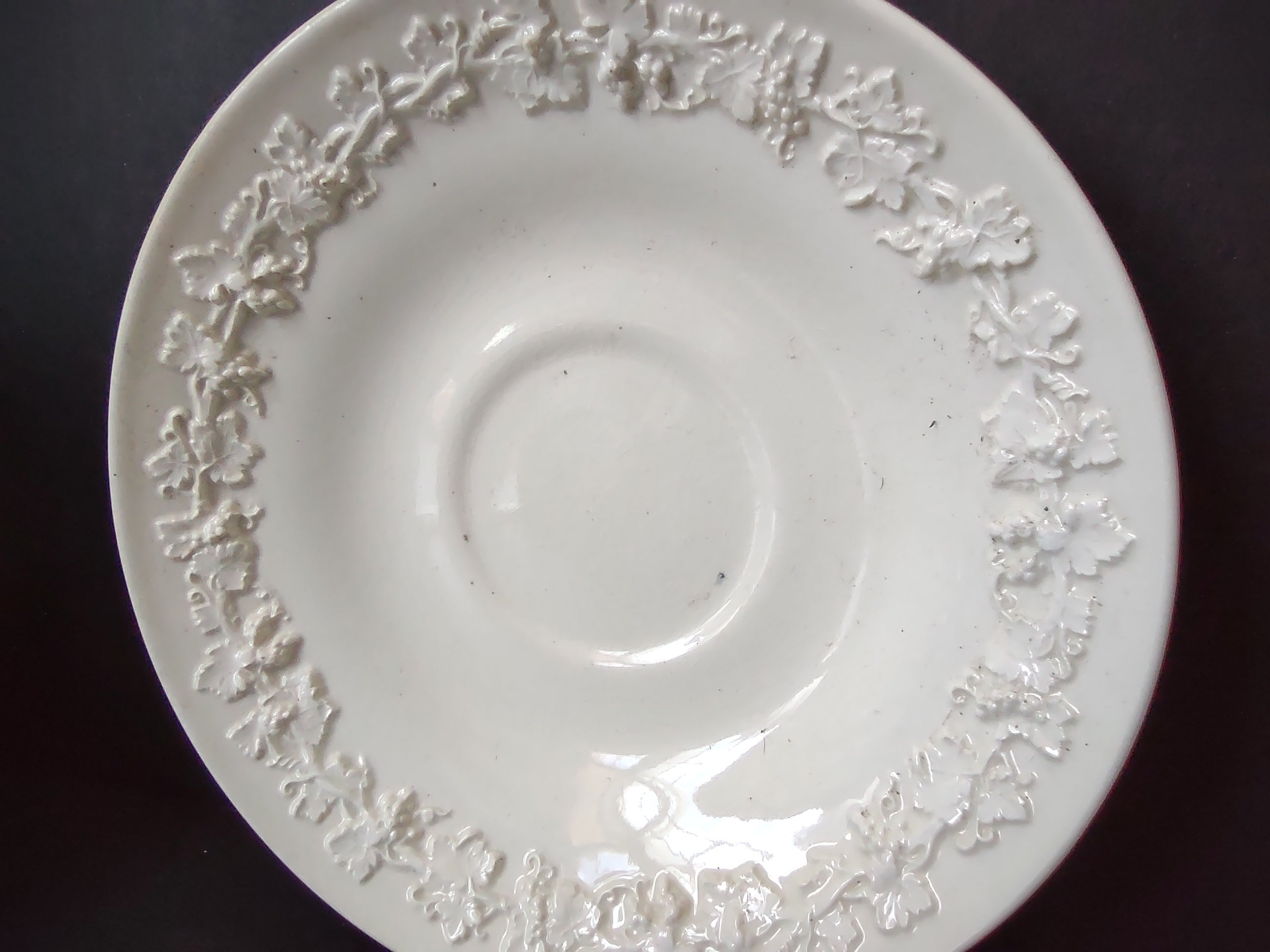 Vintage Wedgwood Embossed Queen's Ware White Cup & Saucer Set x 3 [6159]