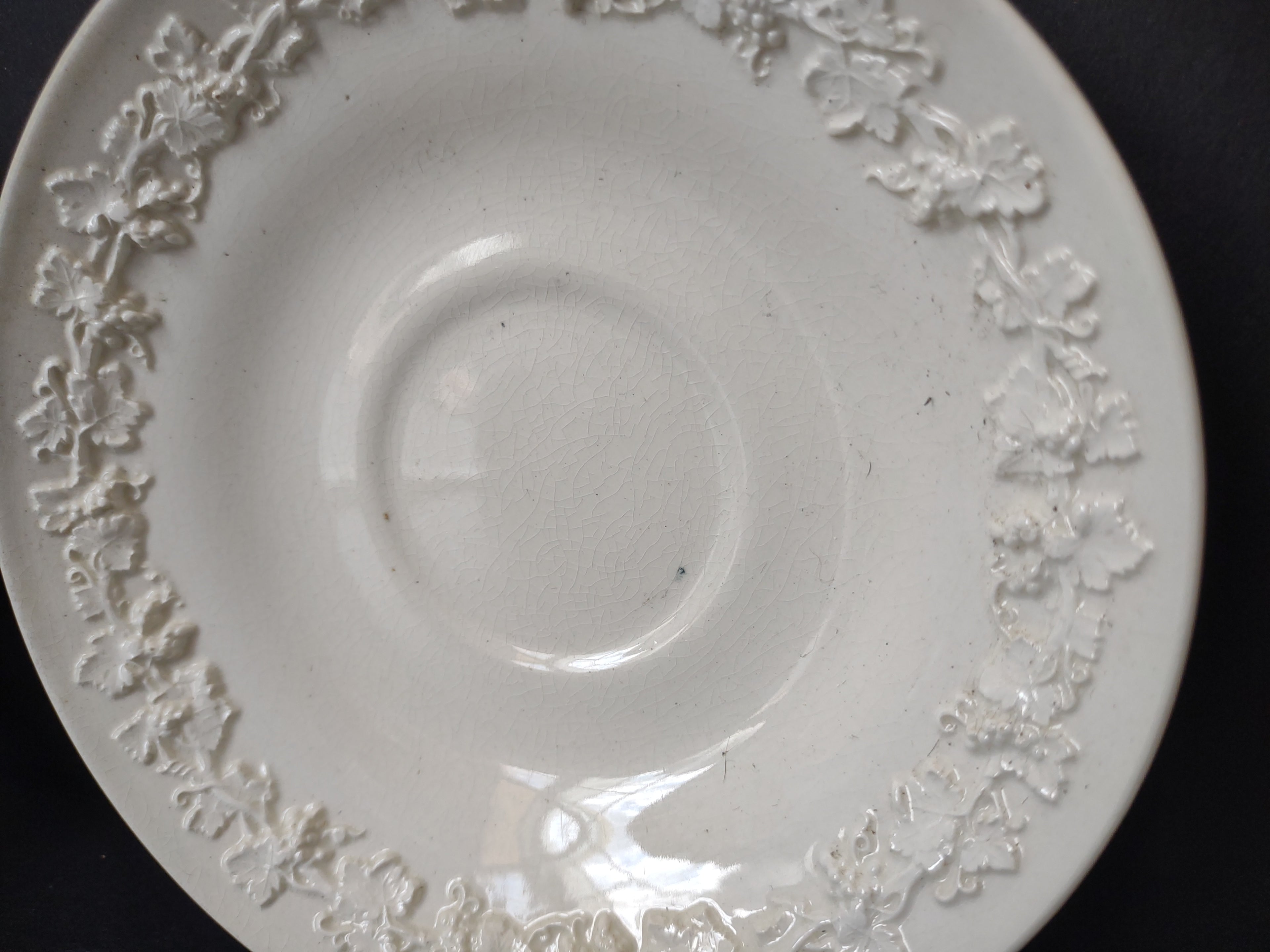 Vintage Wedgwood Embossed Queen's Ware White Cup & Saucer Set x 3 [6159]
