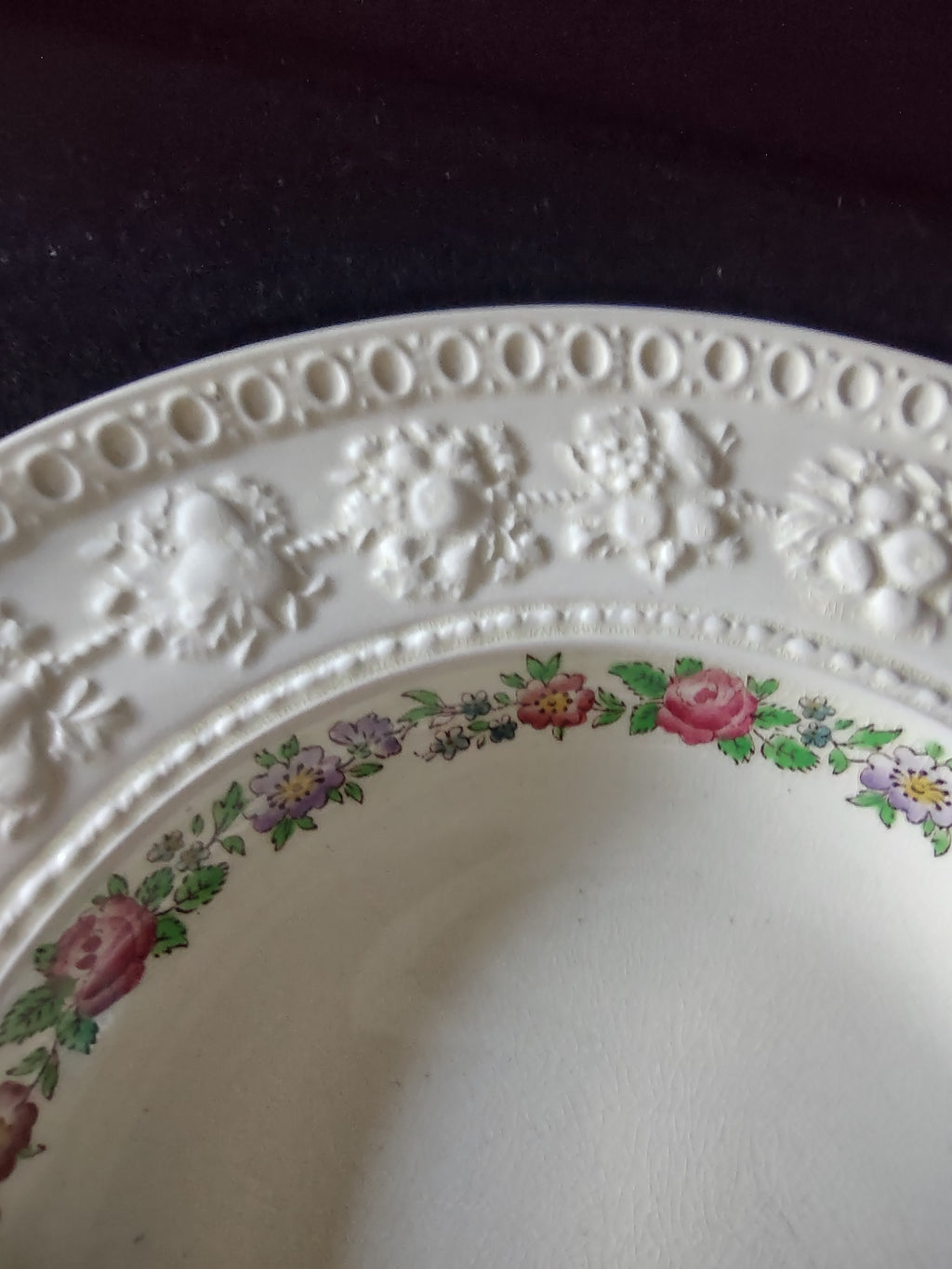Vintage Wedgwood Wellesley Balmoral Rimmed Soup Bowls England Pair [6128]