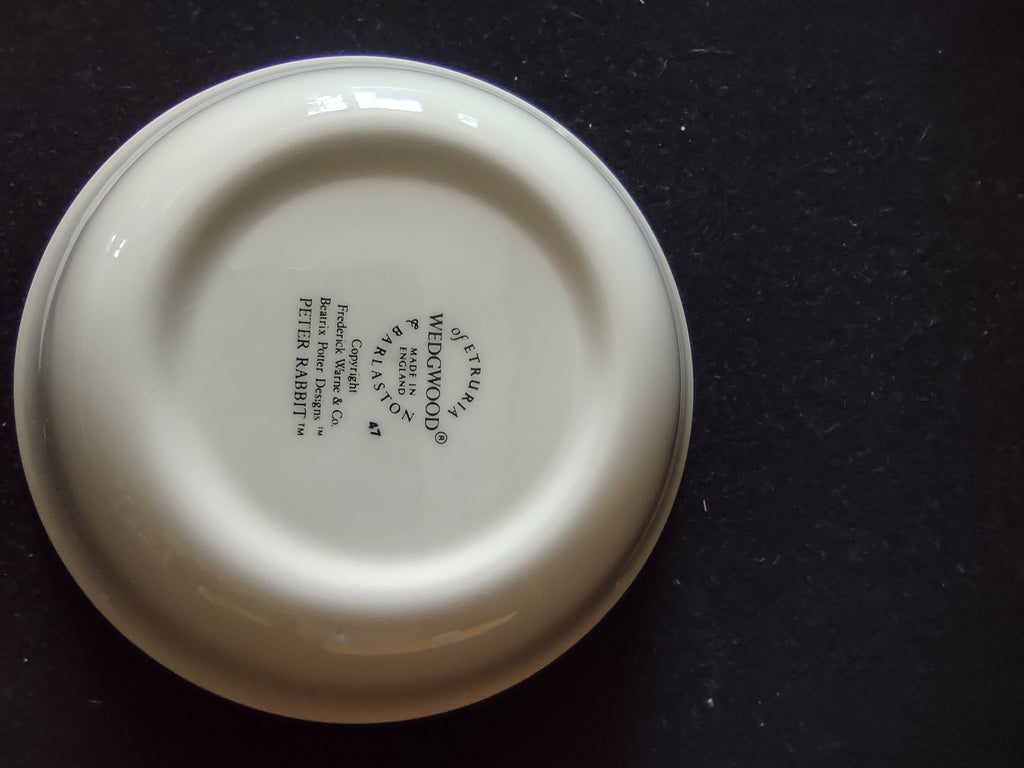 Vintage Wedgwood Peter Rabbit Bowl Etruria Barlaston England [6129]