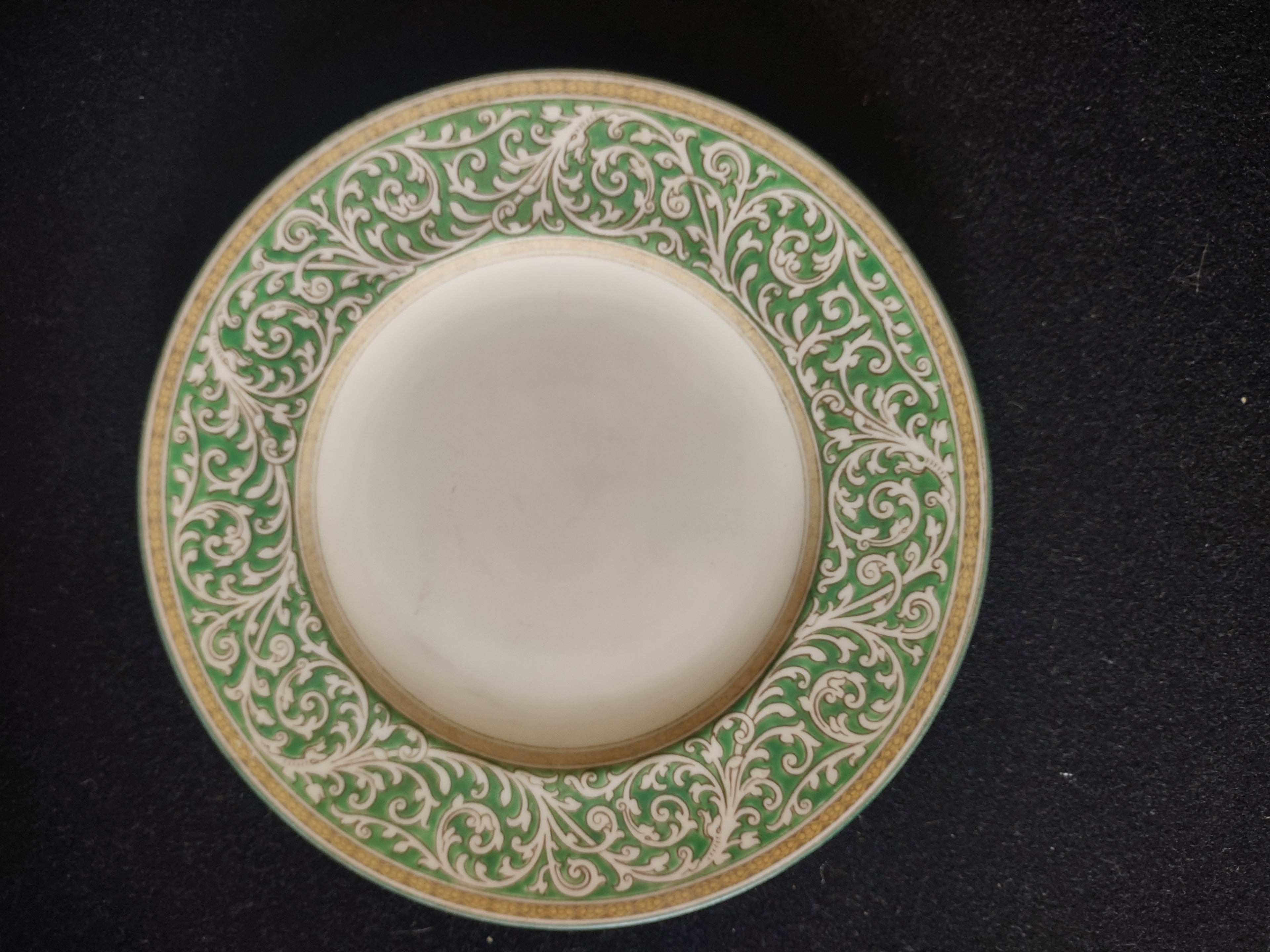 Vintage Wedgwood Salad Plate Bone China Green Florentine England [6133]