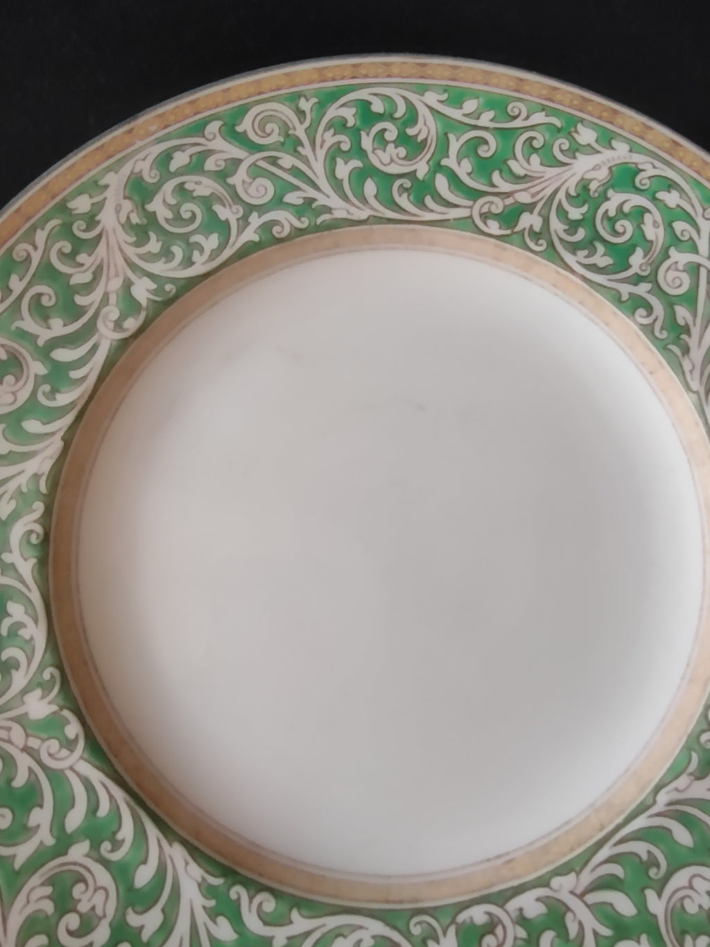 Vintage Wedgwood Salad Plate Bone China Green Florentine England [6133]