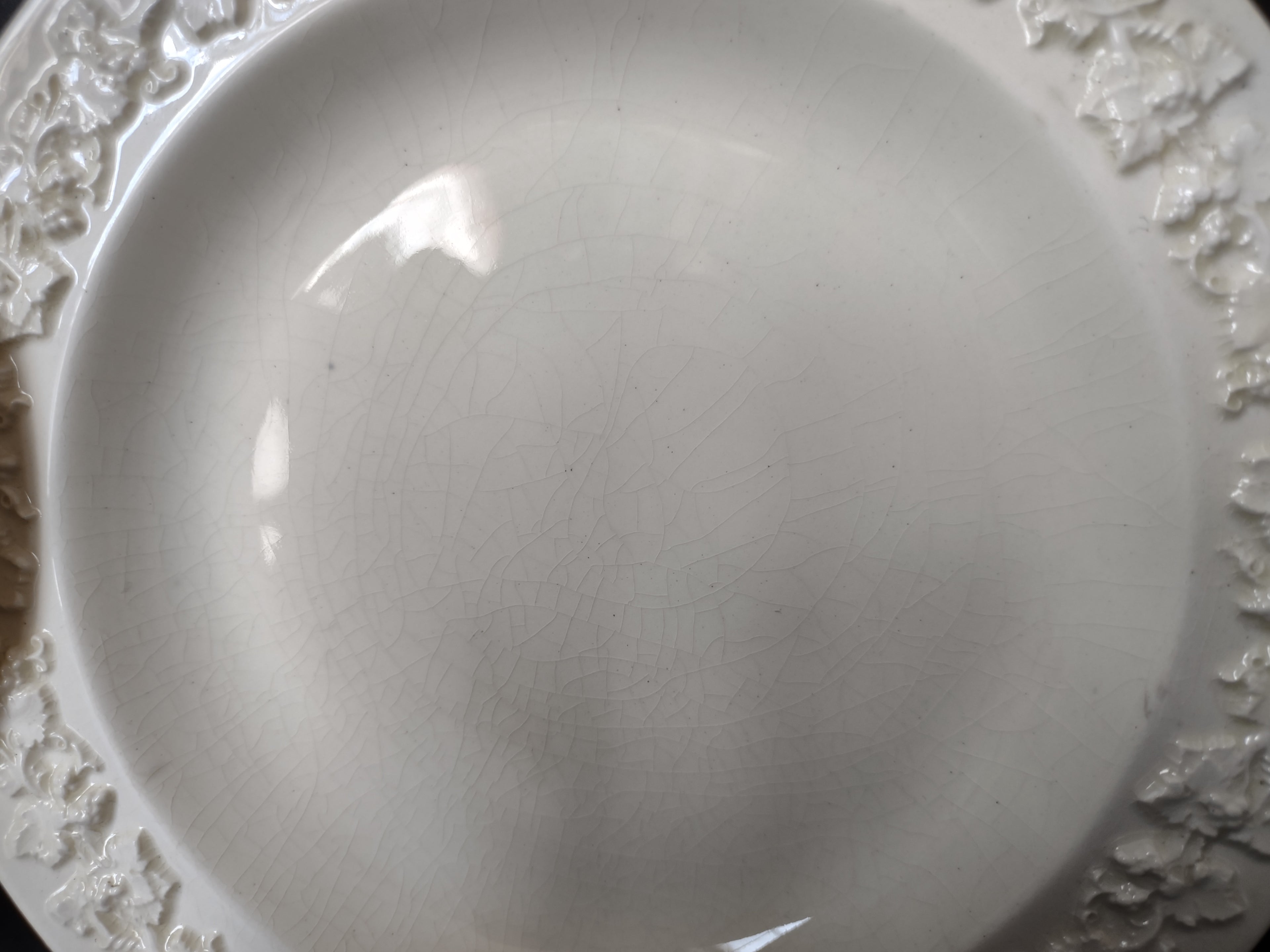 Vintage Cream Embossed Ivy Small Plates 6" Pair Ceramic England [6150]