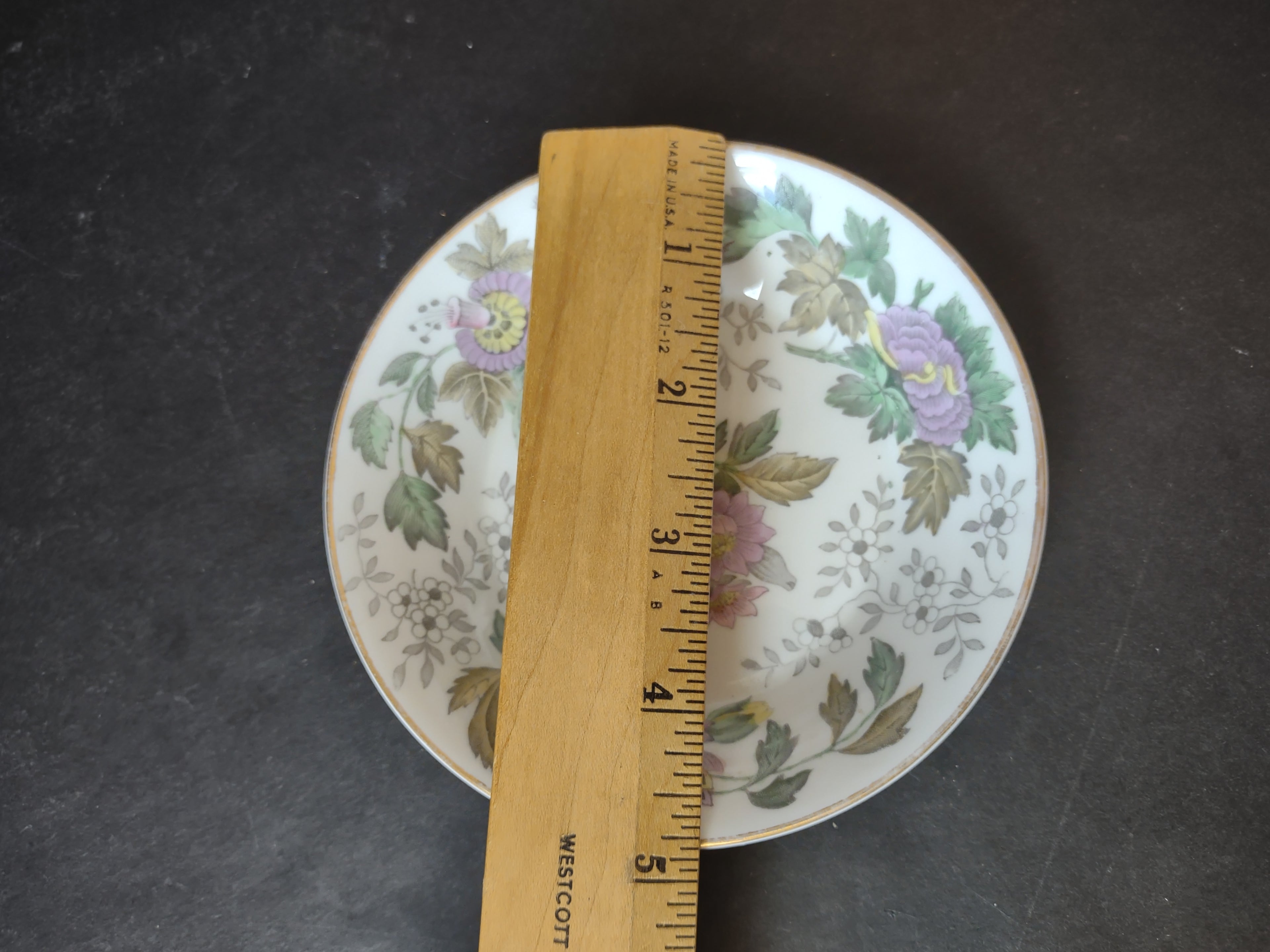 Vintage Wedgwood Bone China Floral Chintz Berry Bowl x 7 Gold Rim England [6149]