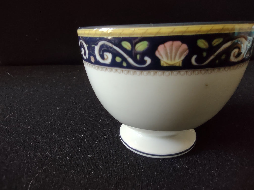 Vintage Wedgwood Teacup Bone China Cobalt Blue Shell Footed England [6142]