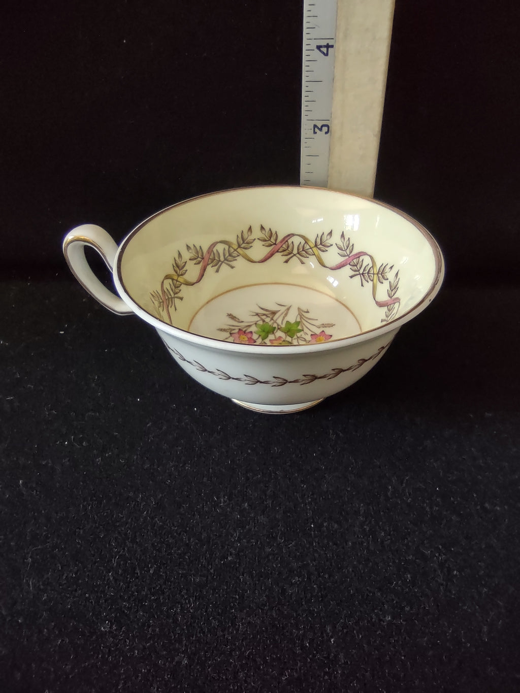 Vintage Wedgwood Sandringham Pink Teacup Bone China England [6143]