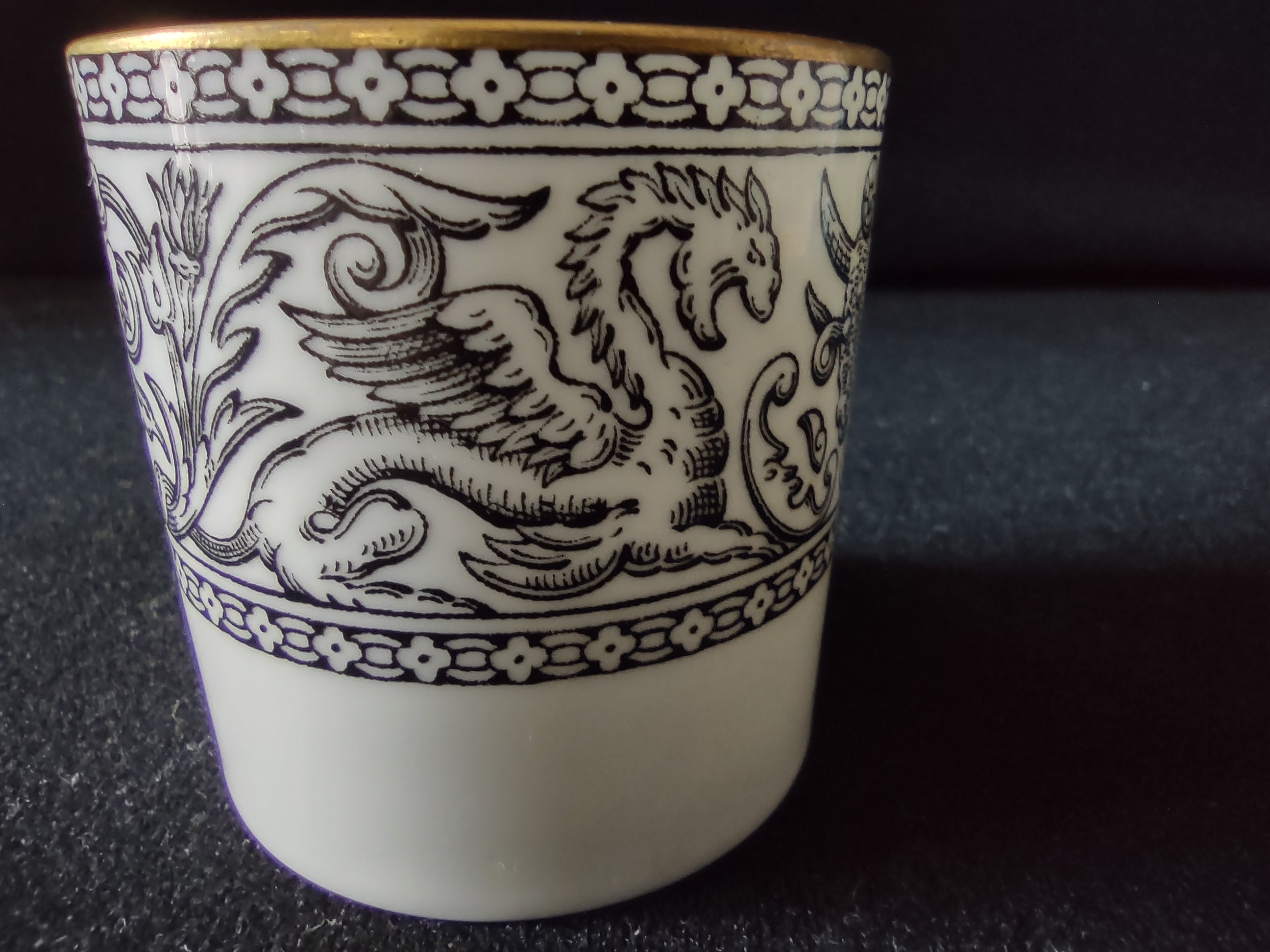 Vintage Wedgwood Florentine Coffee Cup Griffin Dragon Bone China England [6145]
