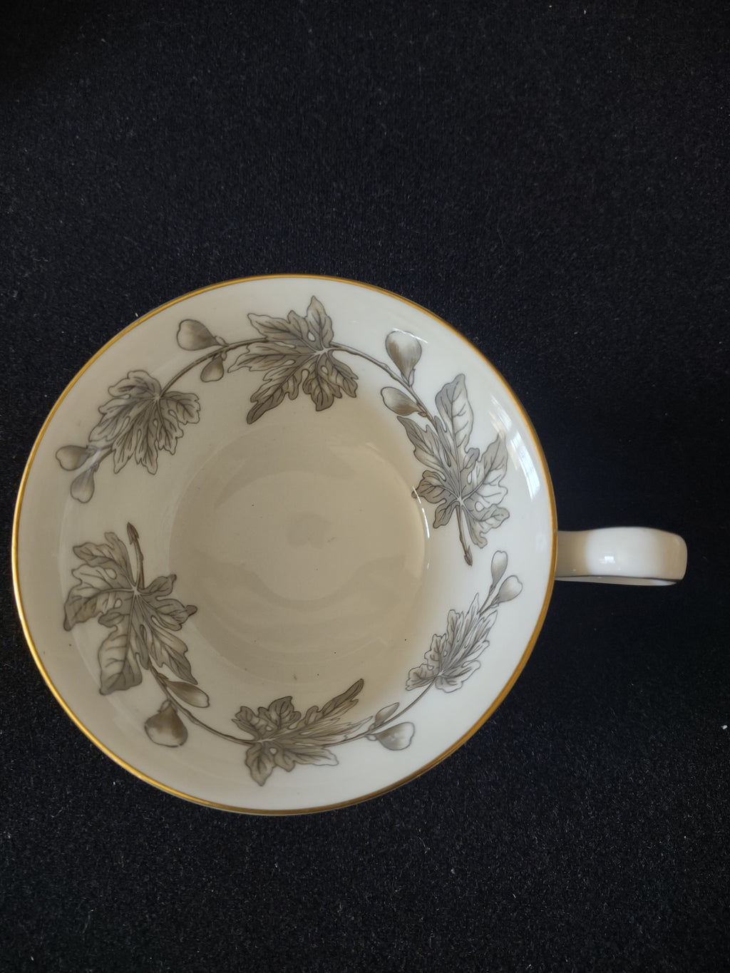 Vintage Wedgwood Ashford Cup Saucer Silver Leaf Bone China Pair England [6173]