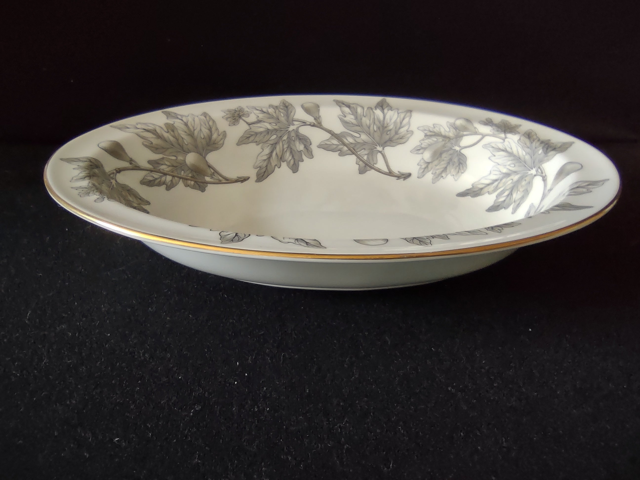 Vintage Wedgwood Ashford Bone China Serving Bowl England [6175]