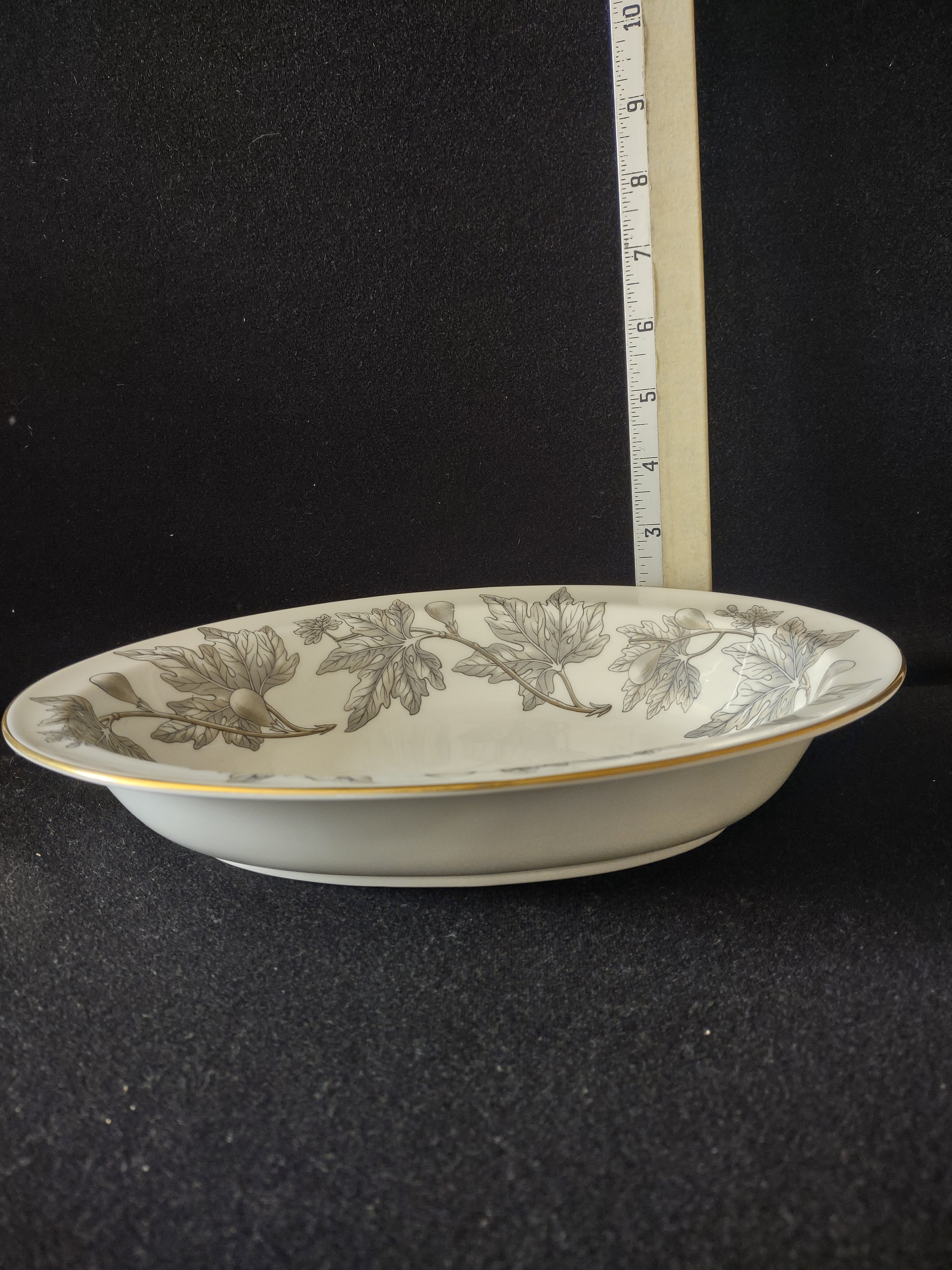 Vintage Wedgwood Ashford Bone China Serving Bowl England [6175]