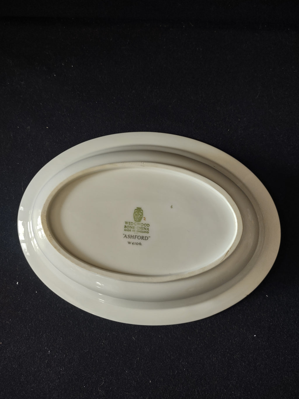 Vintage Wedgwood Ashford Bone China Serving Bowl England [6175]