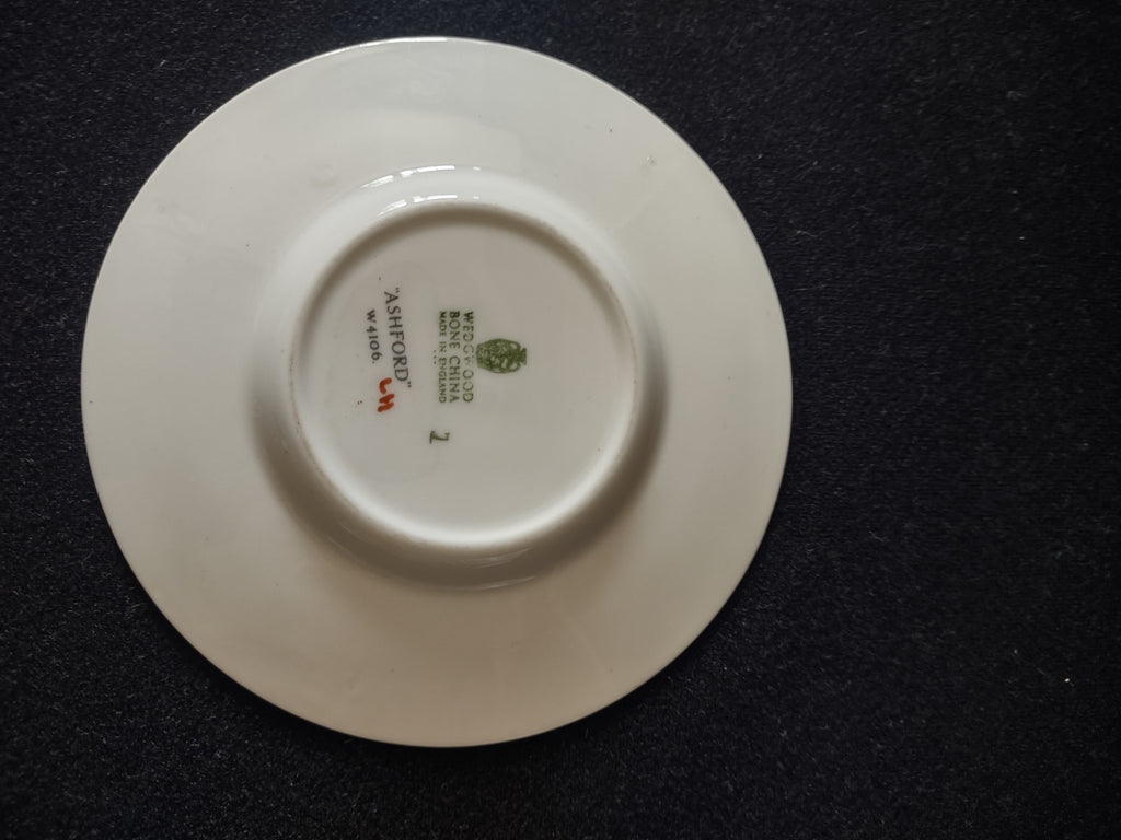 Vintage Wedgwood Ashford Bone China Creamer & Underplate Set England [6176]