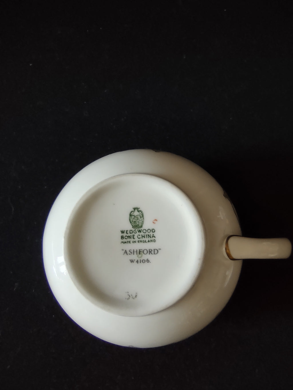 Vintage Wedgwood Ashford Bone China Creamer & Underplate Set England [6176]