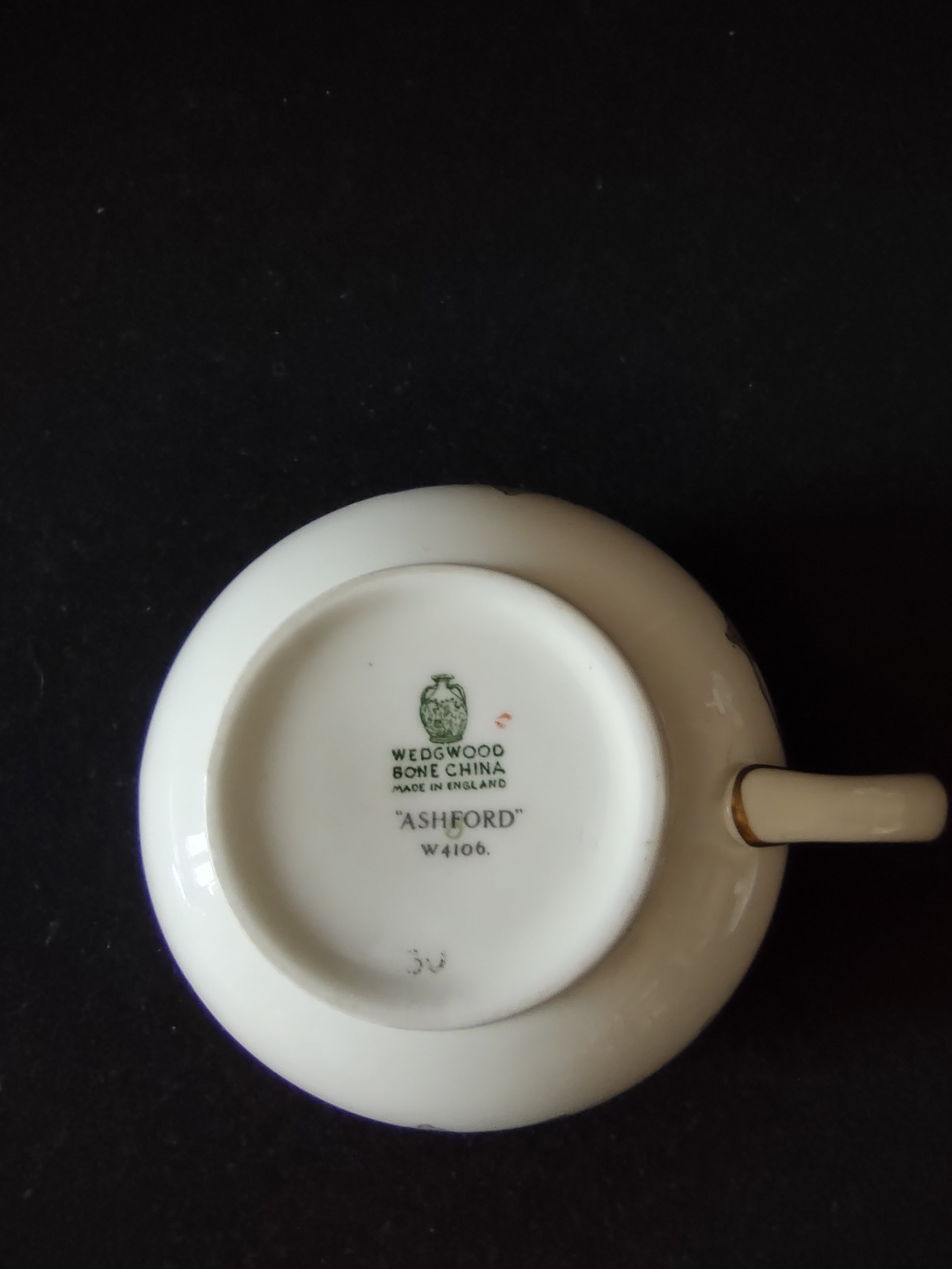 Vintage Wedgwood Ashford Bone China Creamer & Underplate Set England [6176]