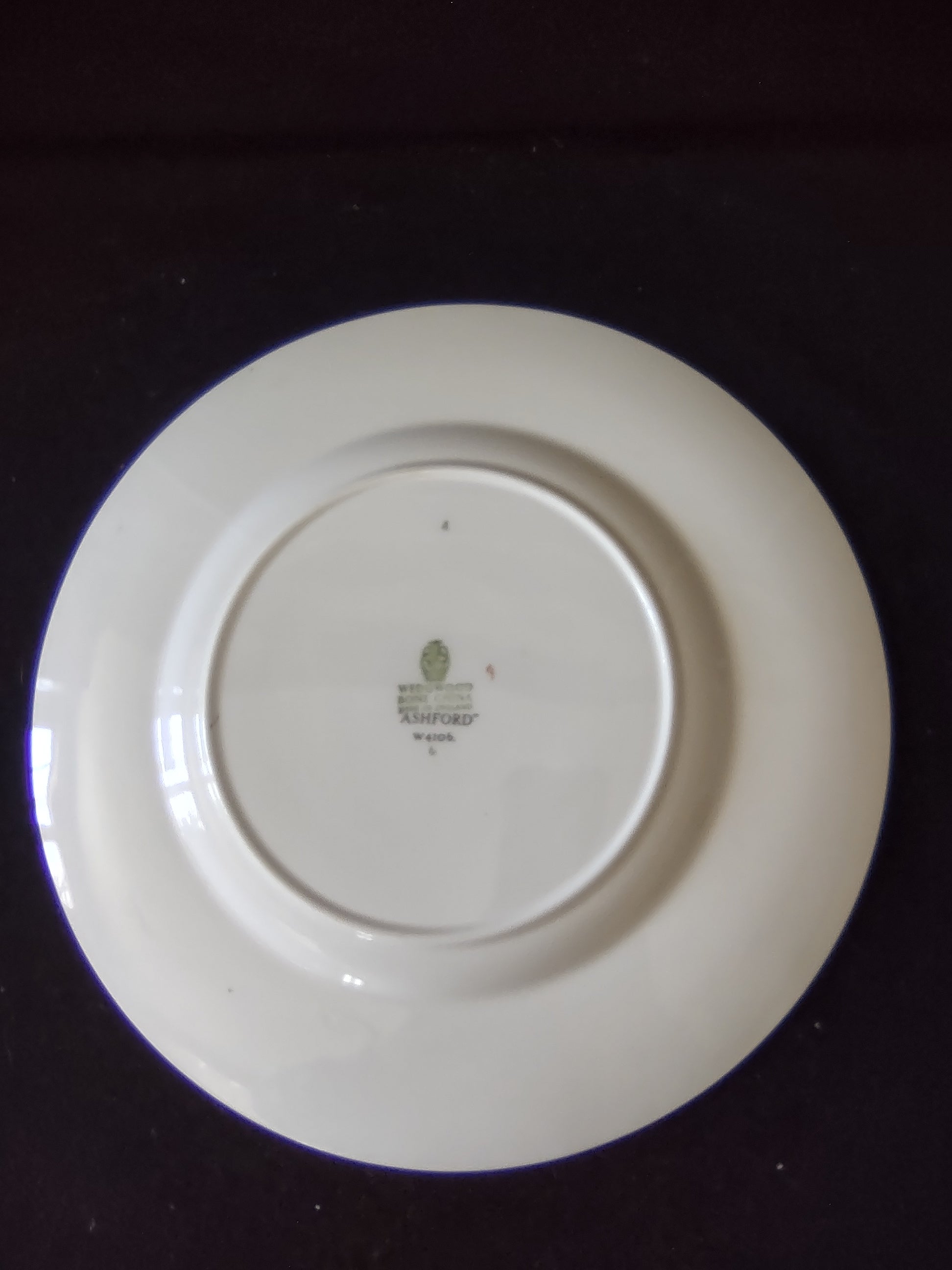 Vintage Wedgwood Ashford Bone China Dinner Plates England Pair [6179]