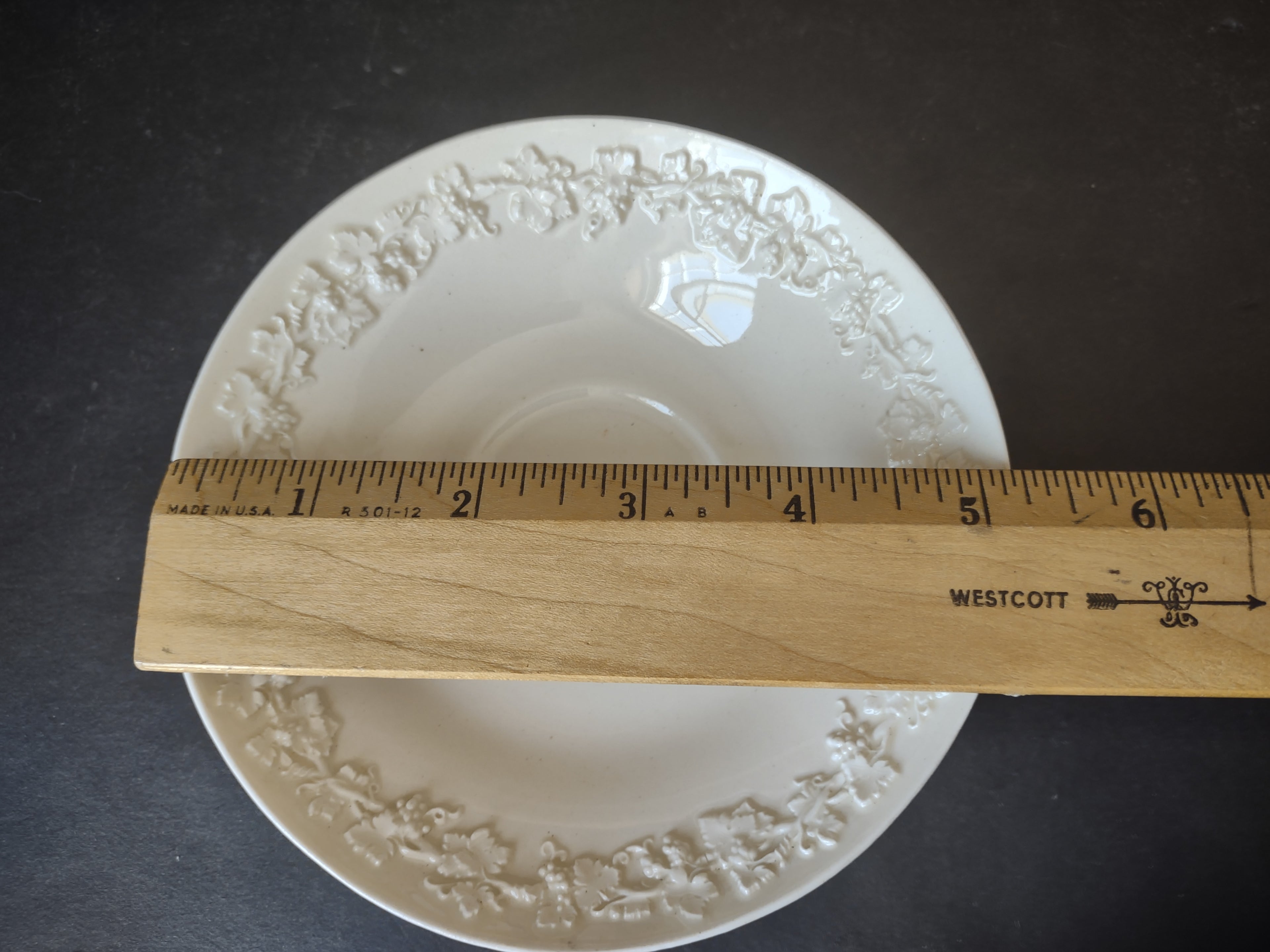 Vintage Wedgwood Embossed Queensware Grape Leaf Saucer White 6" [6154]