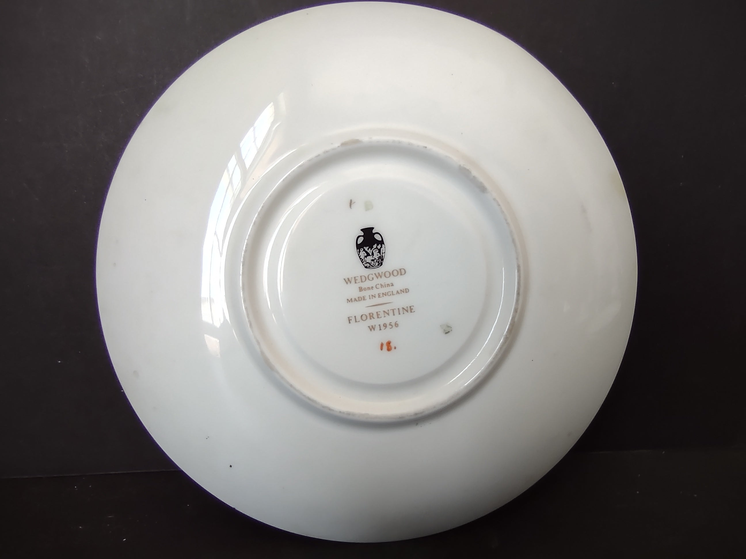 Vintage Wedgwood Florentine Dark Blue Bone China Saucer England [6163]