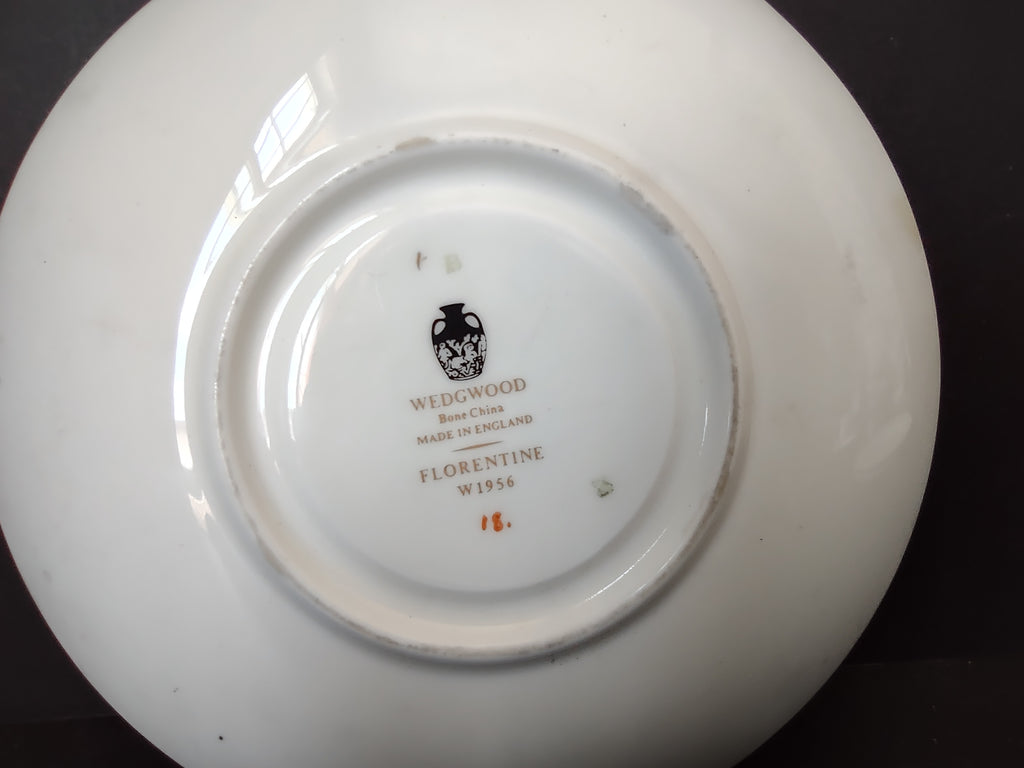 Vintage Wedgwood Florentine Dark Blue Bone China Saucer England [6163]