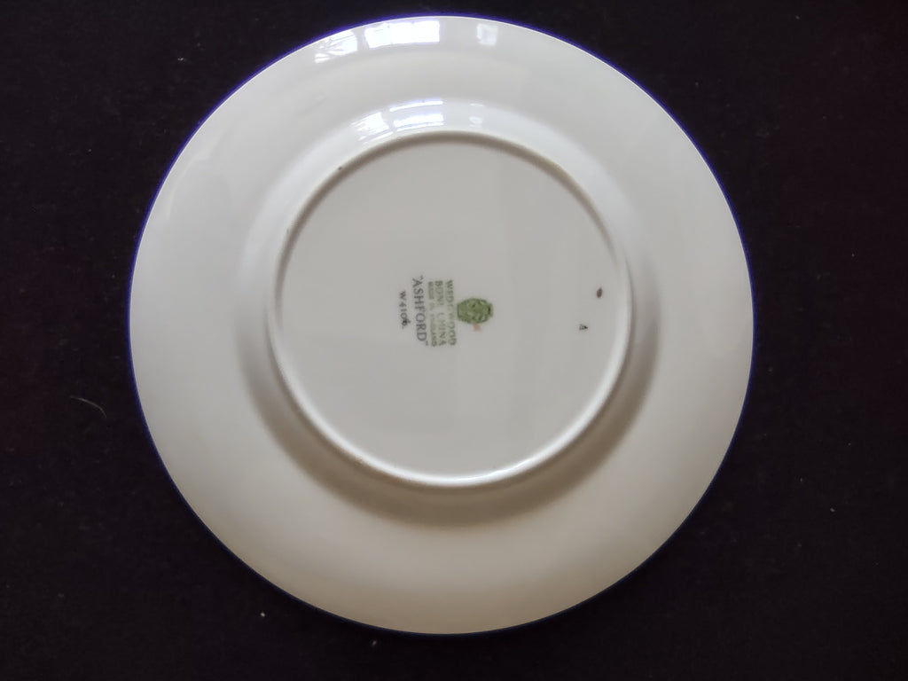 Vintage Wedgwood Ashford Bone China 9" Lunch Plates Set of 2 England [6181]