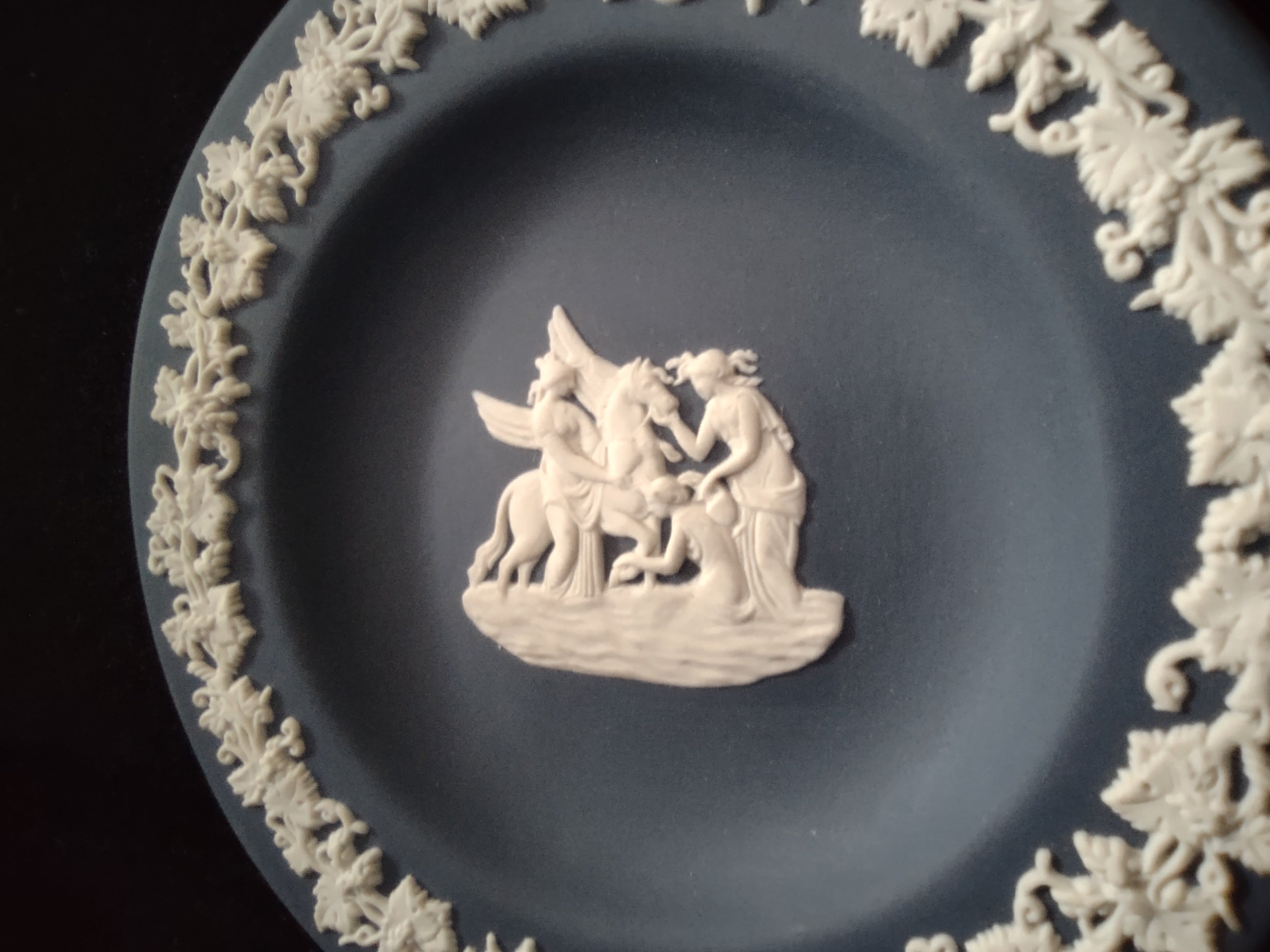 Vintage Wedgwood Dark Blue Jasperware Pegasus Mythological Mini Plate [6190]