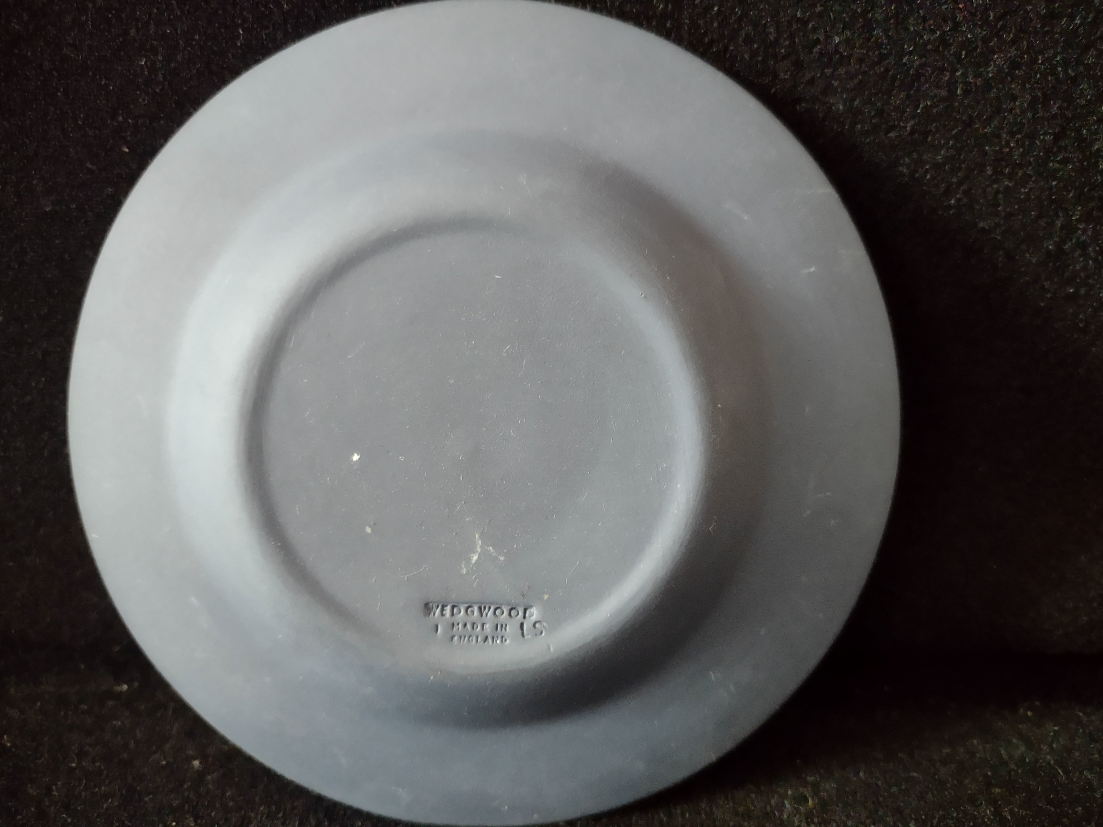 Vintage Wedgwood Dark Blue Jasperware Pegasus Mythological Mini Plate [6190]