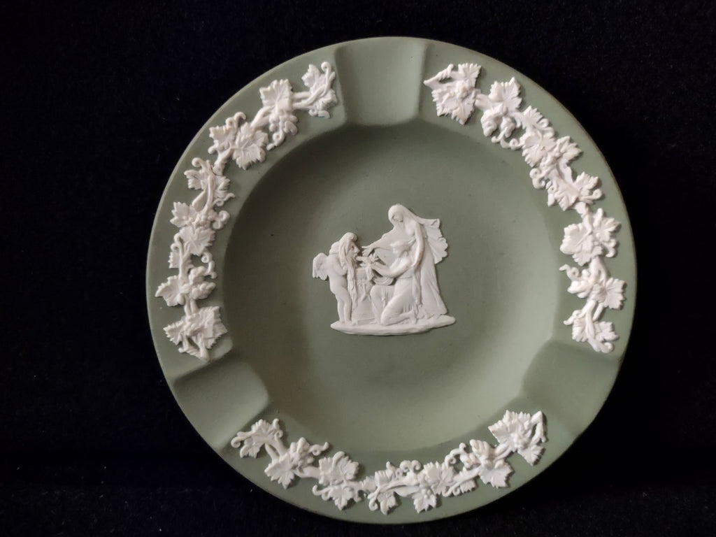 Vintage Wedgwood Jasperware Sage Green Ashtray Classical Figures England [6195]