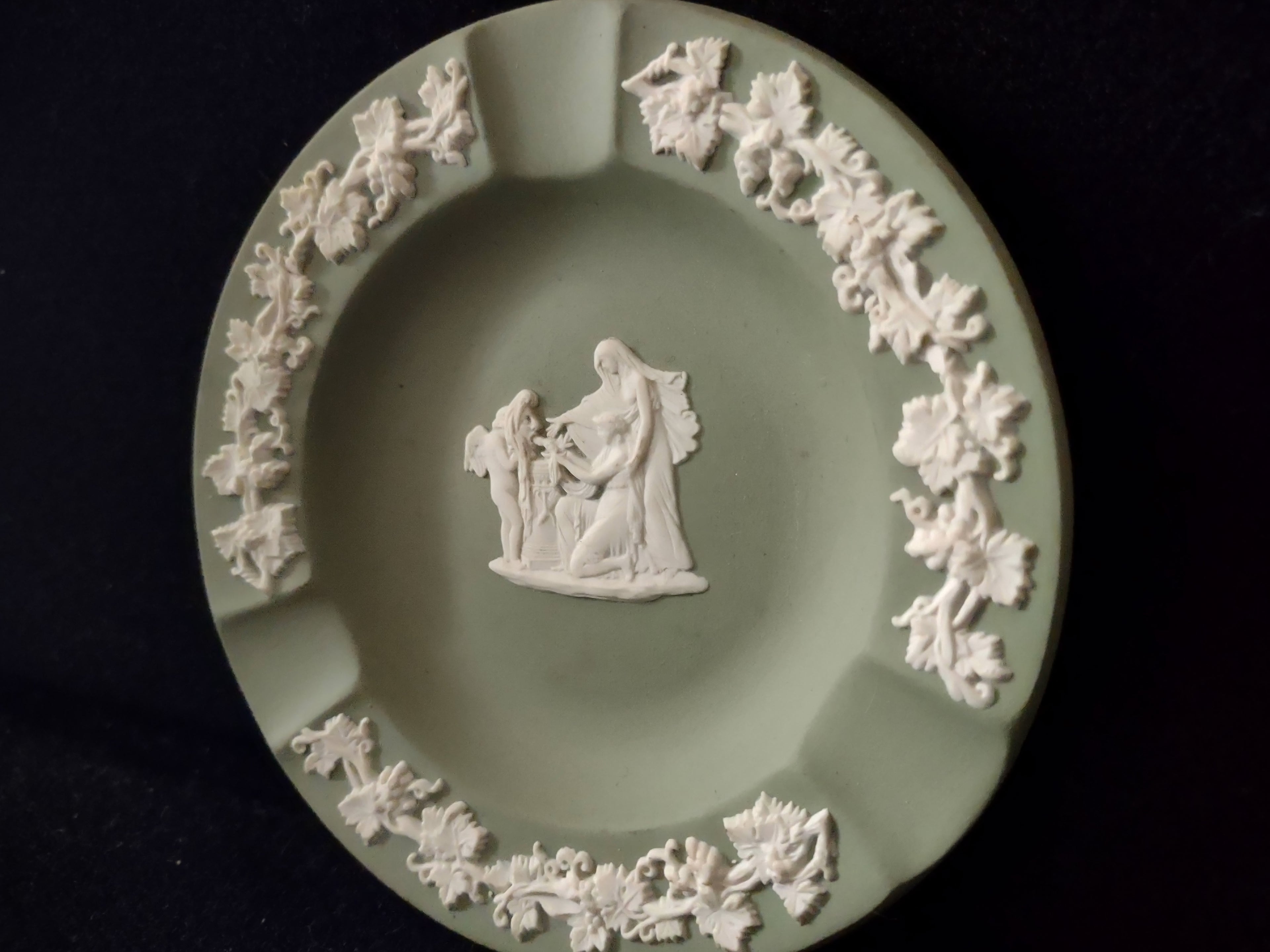 Vintage Wedgwood Jasperware Sage Green Ashtray Classical Figures England [6195]