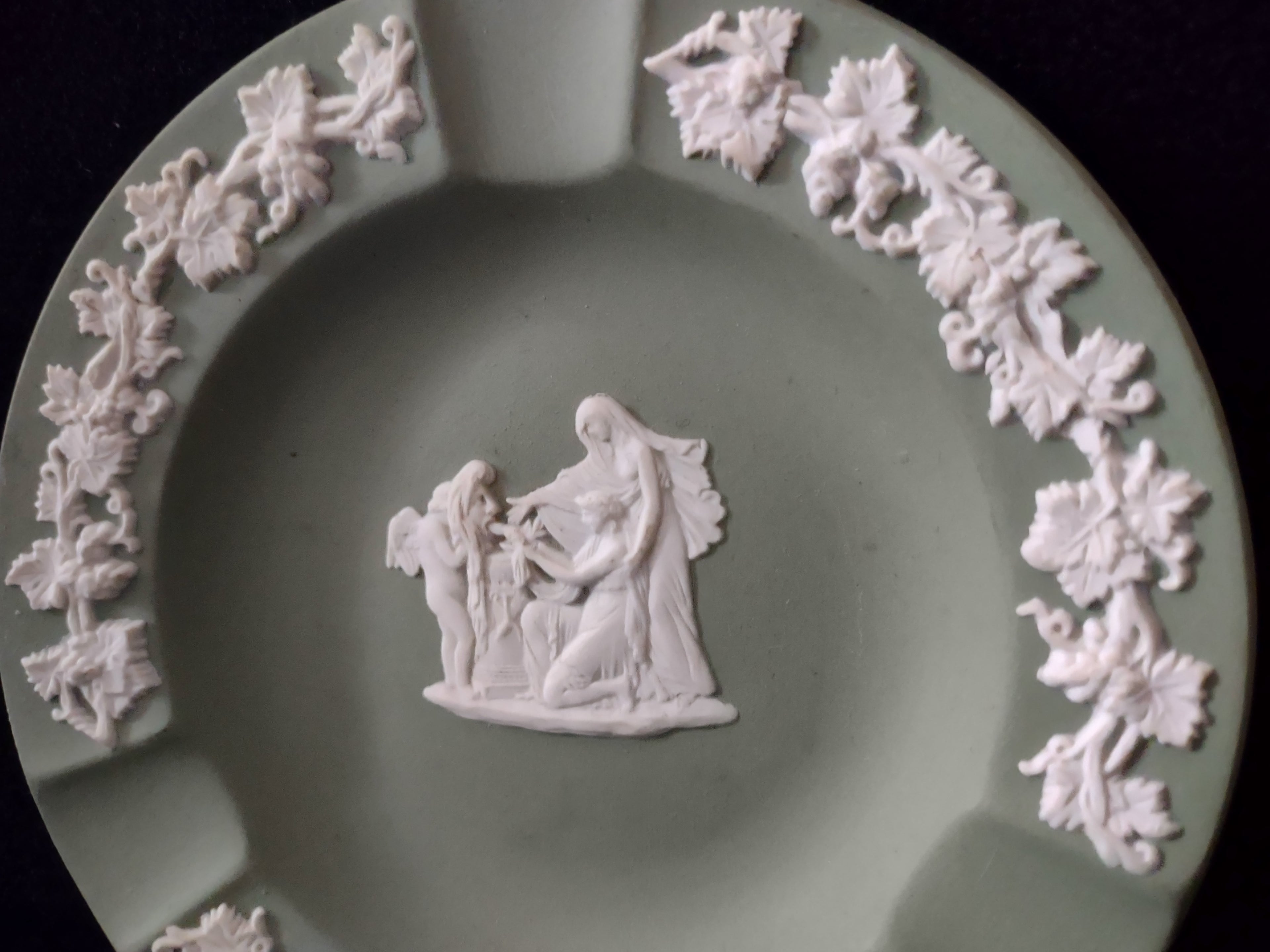 Vintage Wedgwood Jasperware Sage Green Ashtray Classical Figures England [6195]