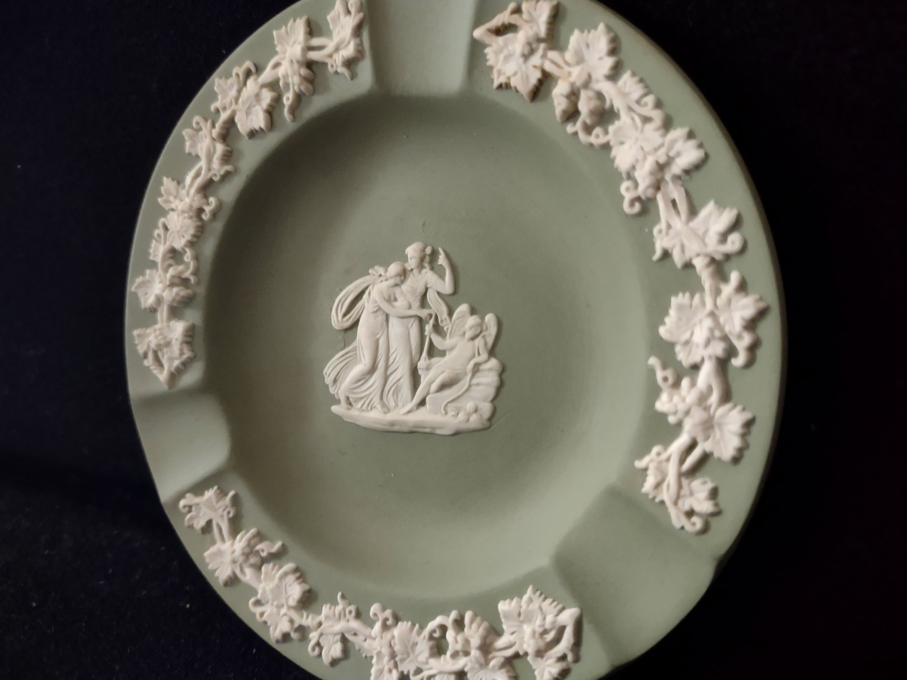Vintage Wedgwood Jasperware Sage Green Ashtray Classical Figures England [6196]
