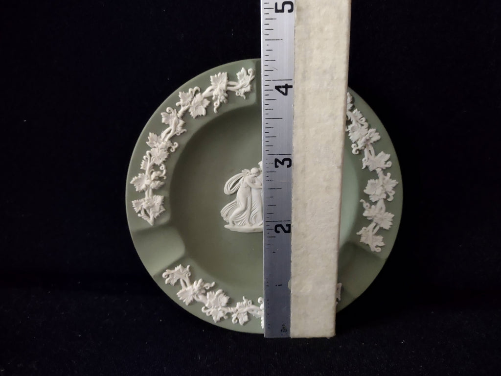 Vintage Wedgwood Jasperware Sage Green Ashtray Classical Figures England [6196]