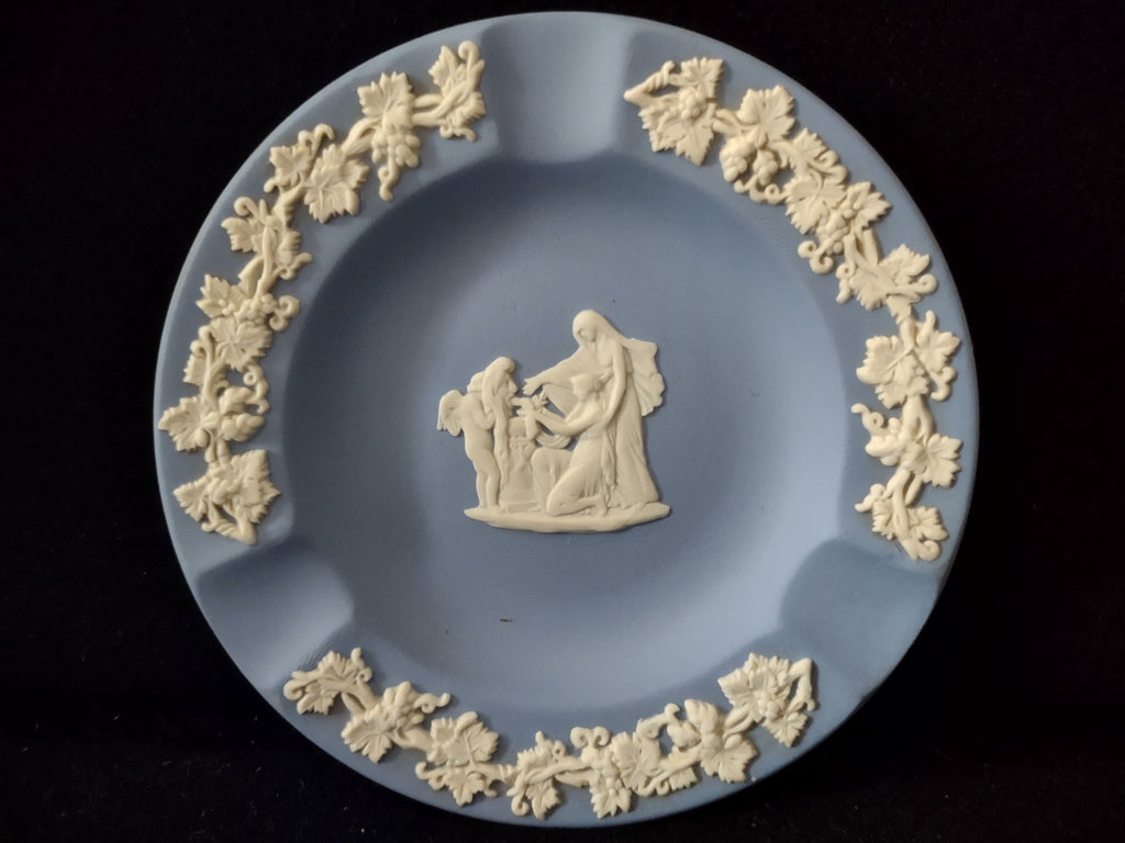 Vintage Wedgwood Jasperware Blue Ashtray Classical Figures England [6197]
