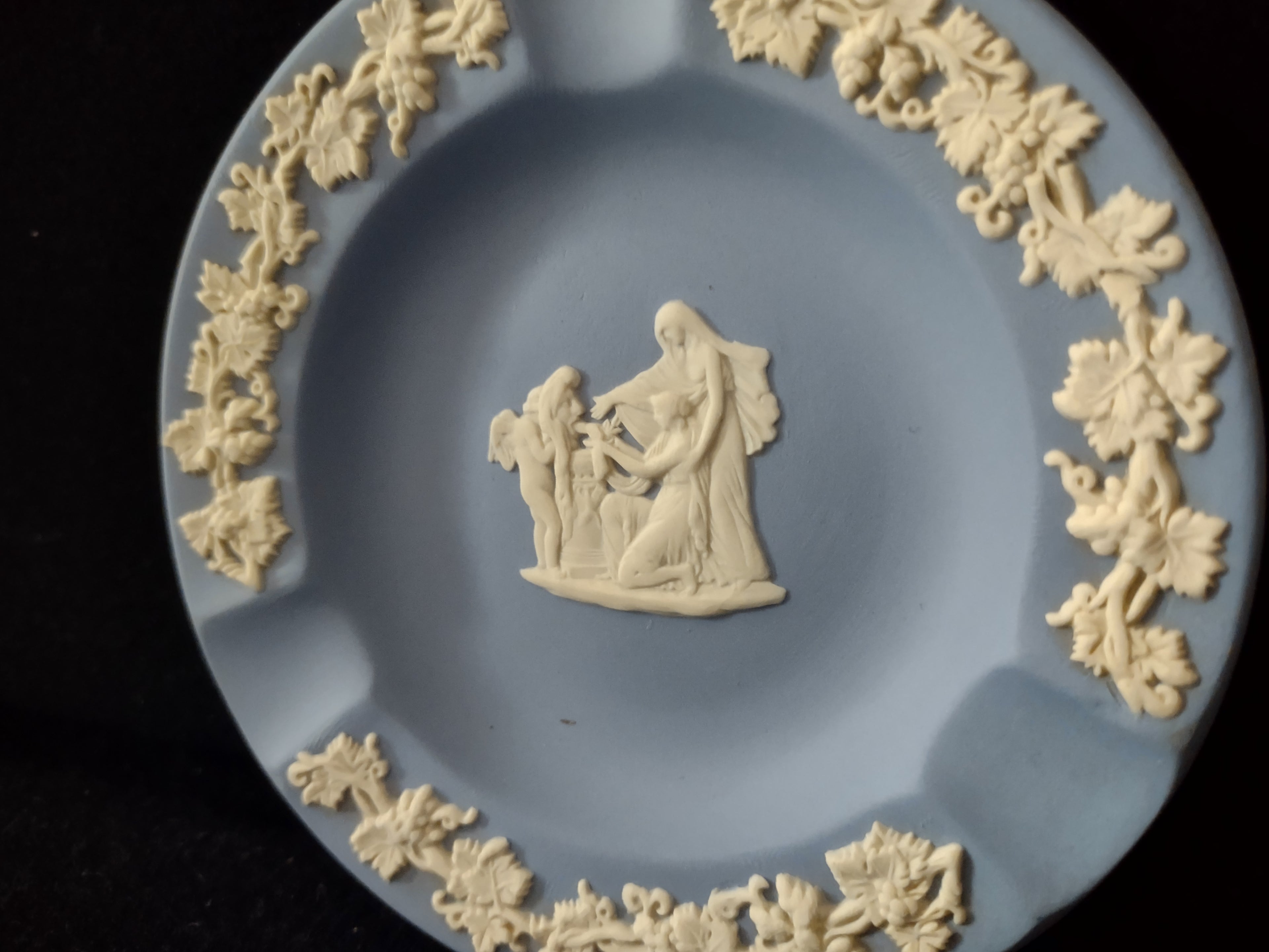 Vintage Wedgwood Jasperware Blue Ashtray Classical Figures England [6197]